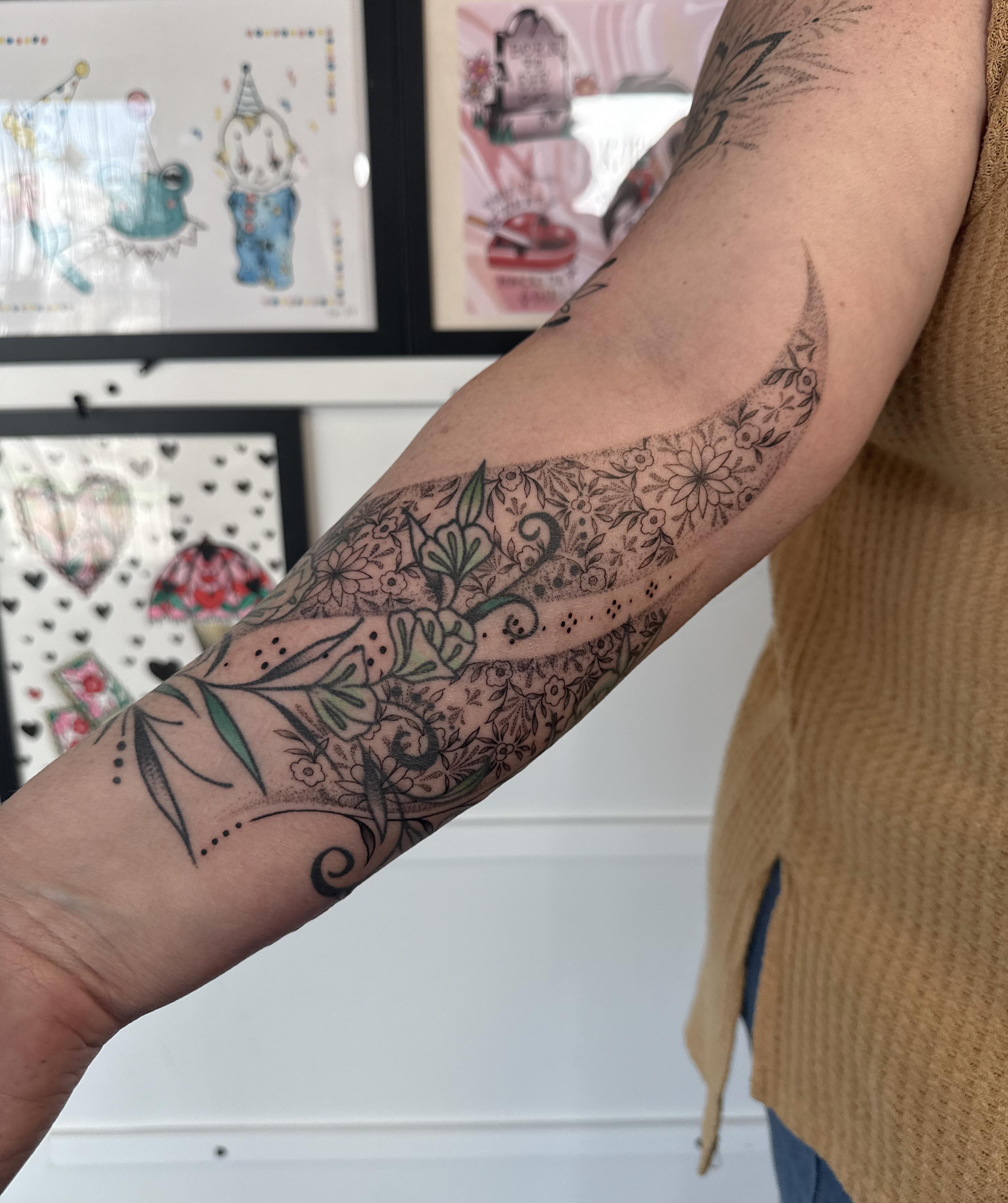 Tattoo by @inkedbydelaney — black_and_grey, dotwork