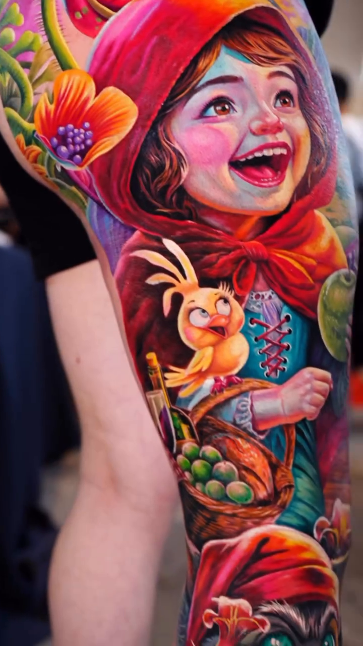 Neo-traditional tattoo on the leg by Hiroto Nguyen, Perth, Western Australia