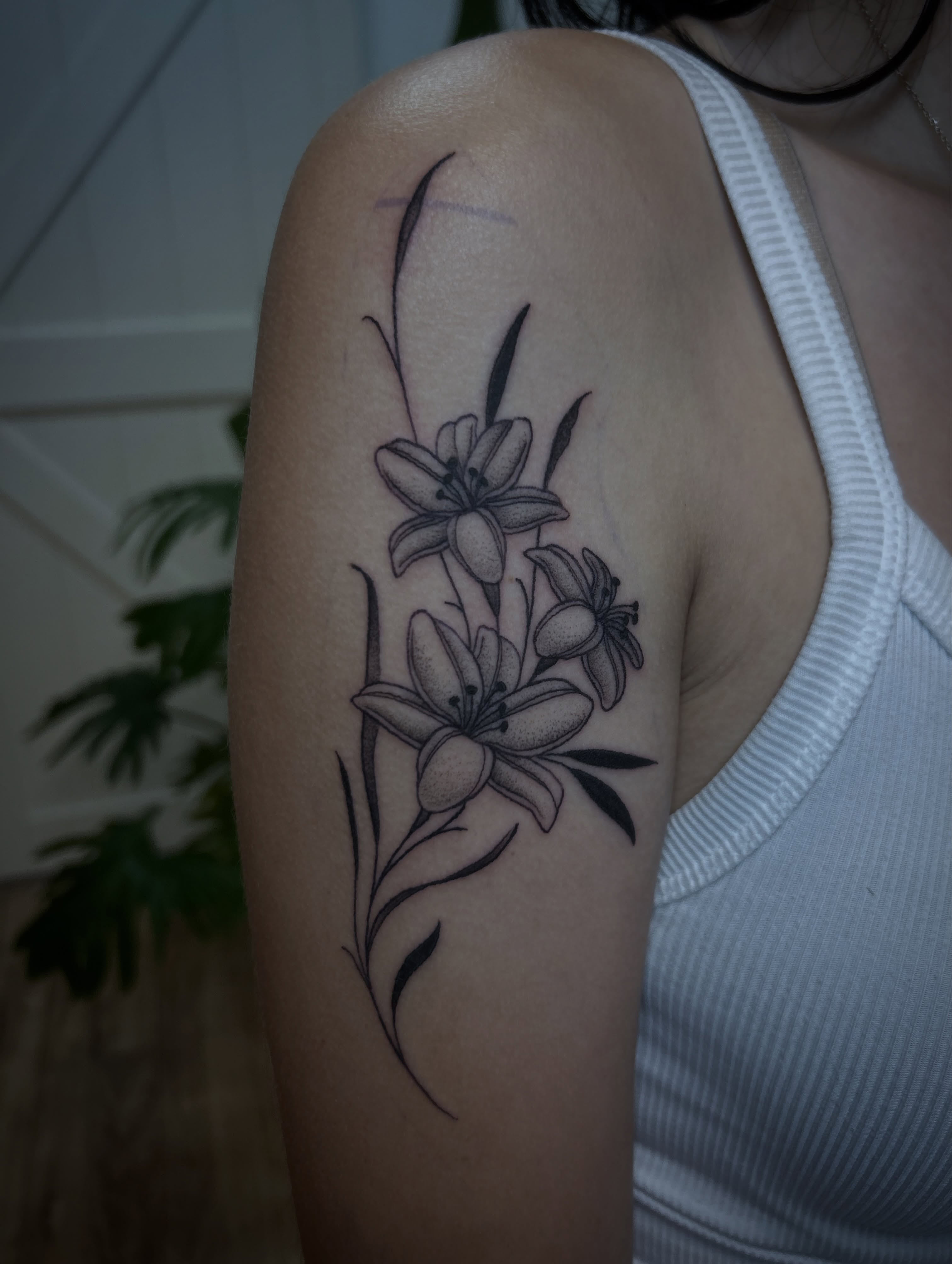 Tattoo by @midwestcrybaby — black_and_grey