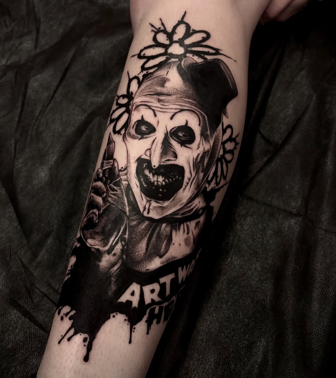 Tattoo by @aannamosity — realism, black_and_grey