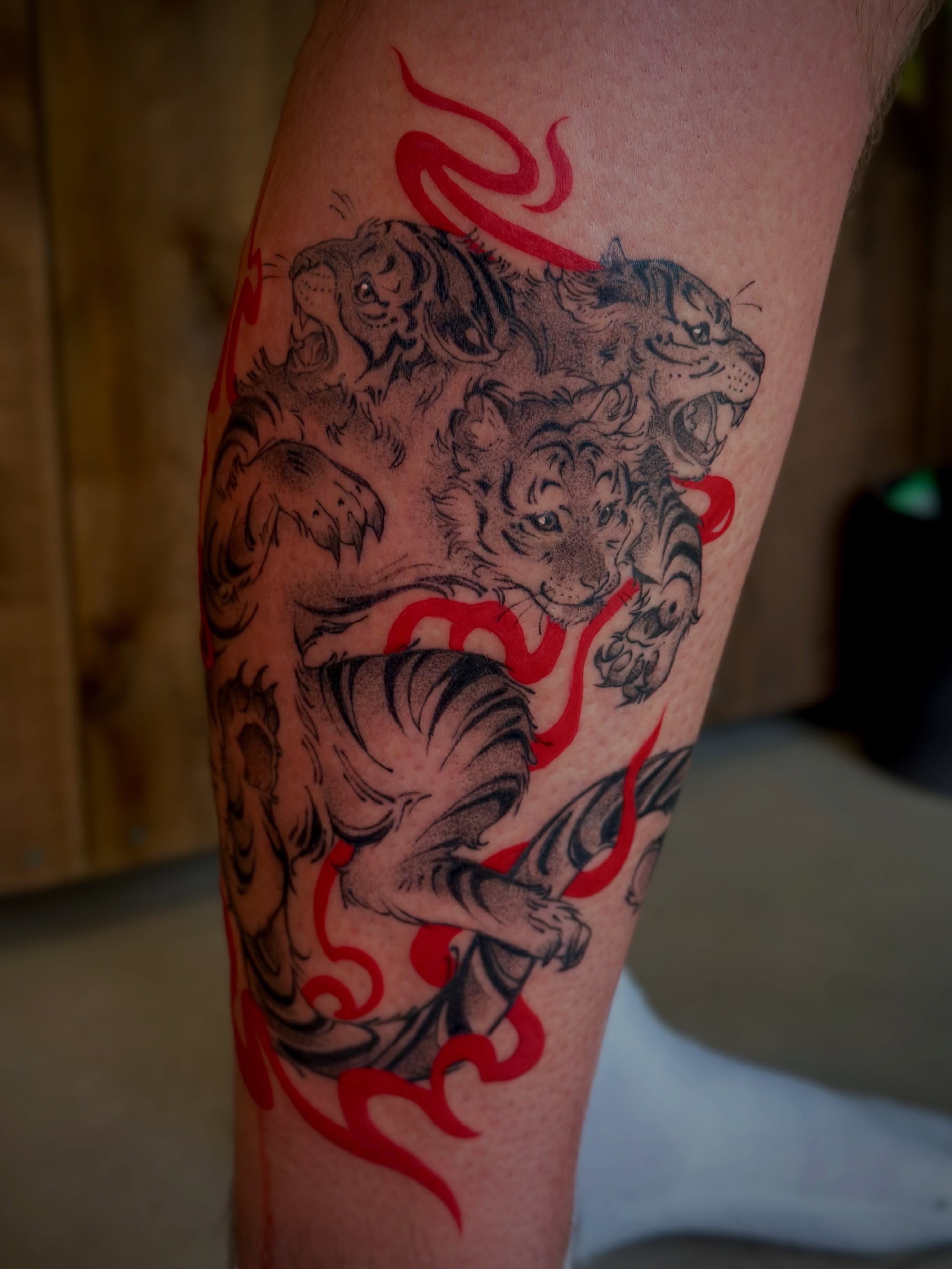 Tattoo by @moggy_tattoo โ japanese_irezumi