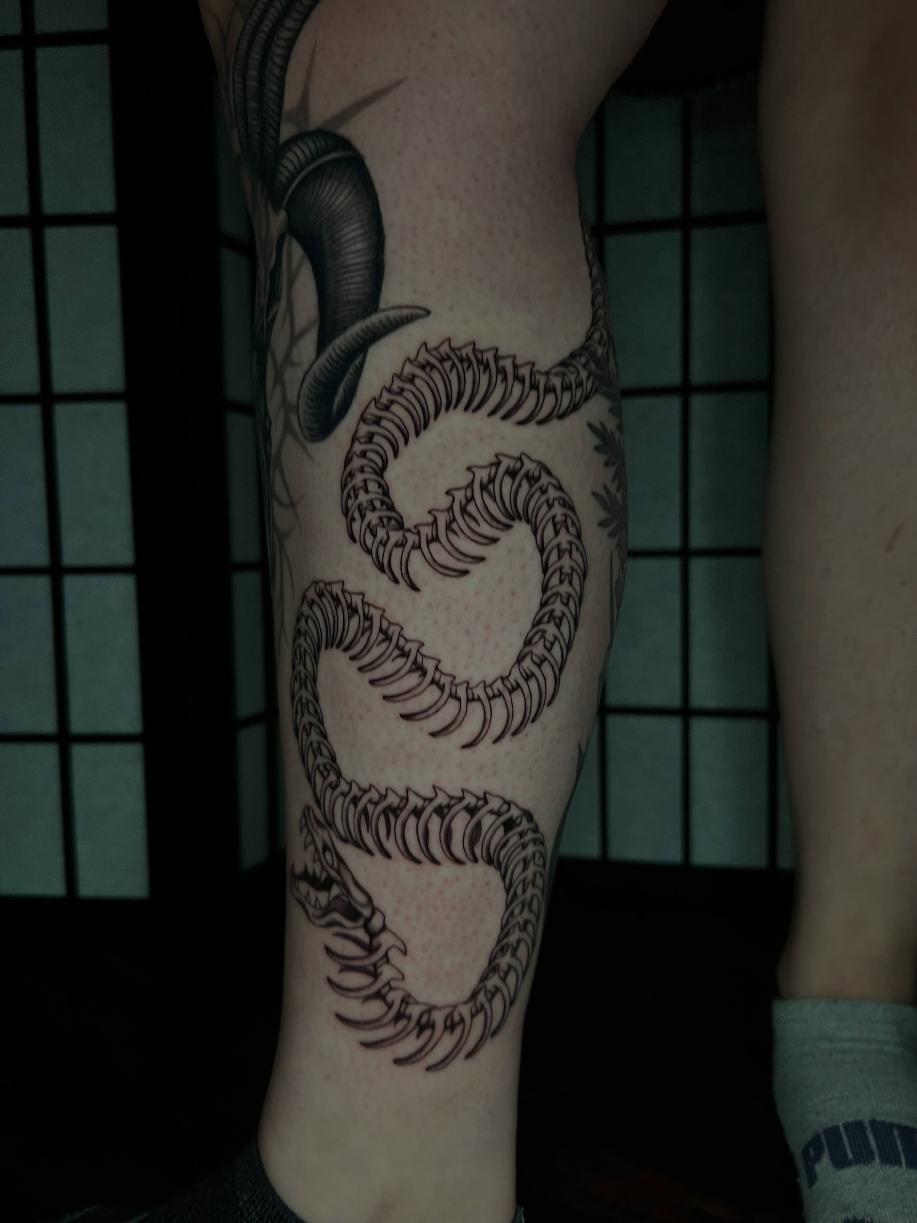 Tattoo by @vic_the_vicious — black_and_grey