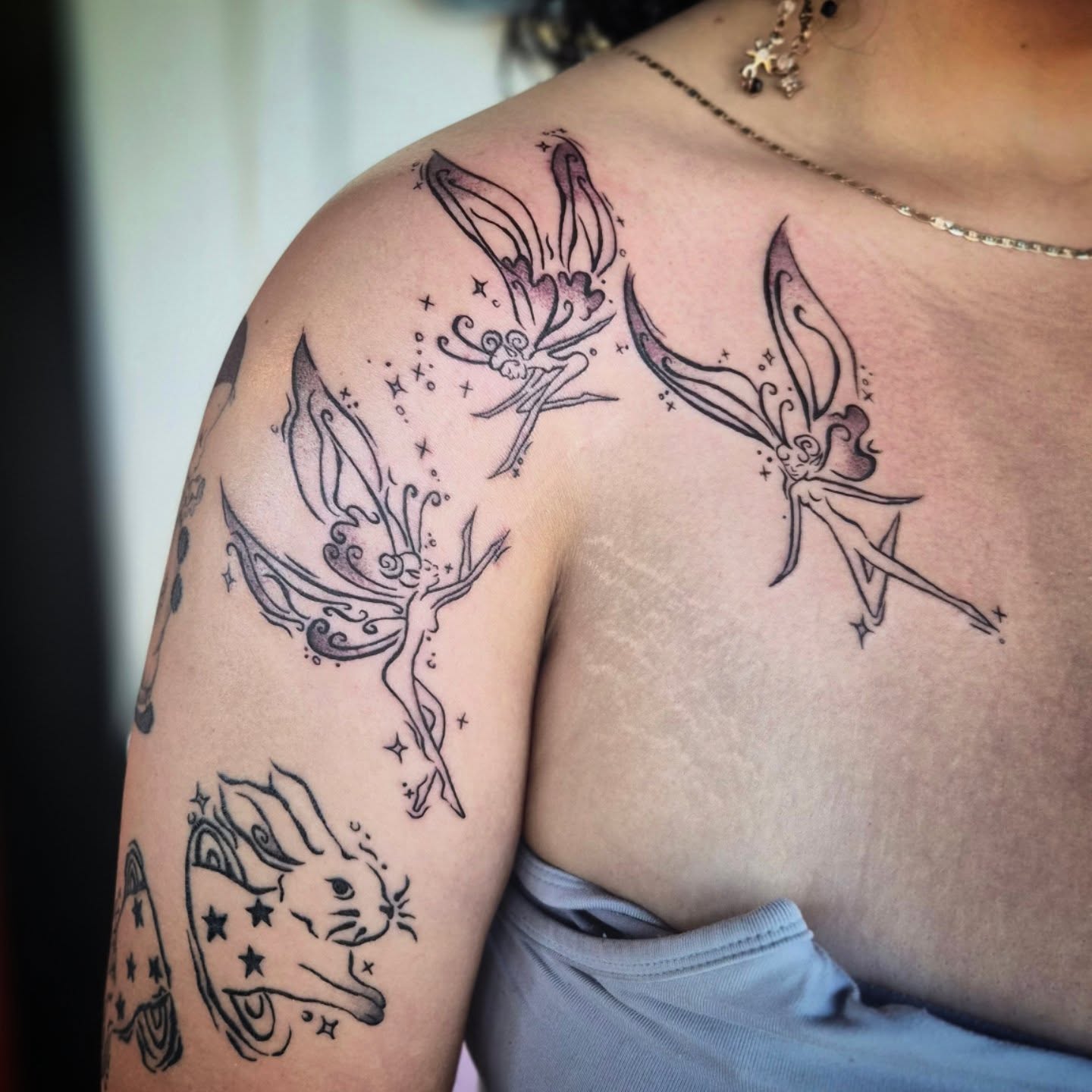 Fairies black and grey tattoo on the shoulder by π΅ππππ§π»ββοΈβΛκ©ο½‘β
