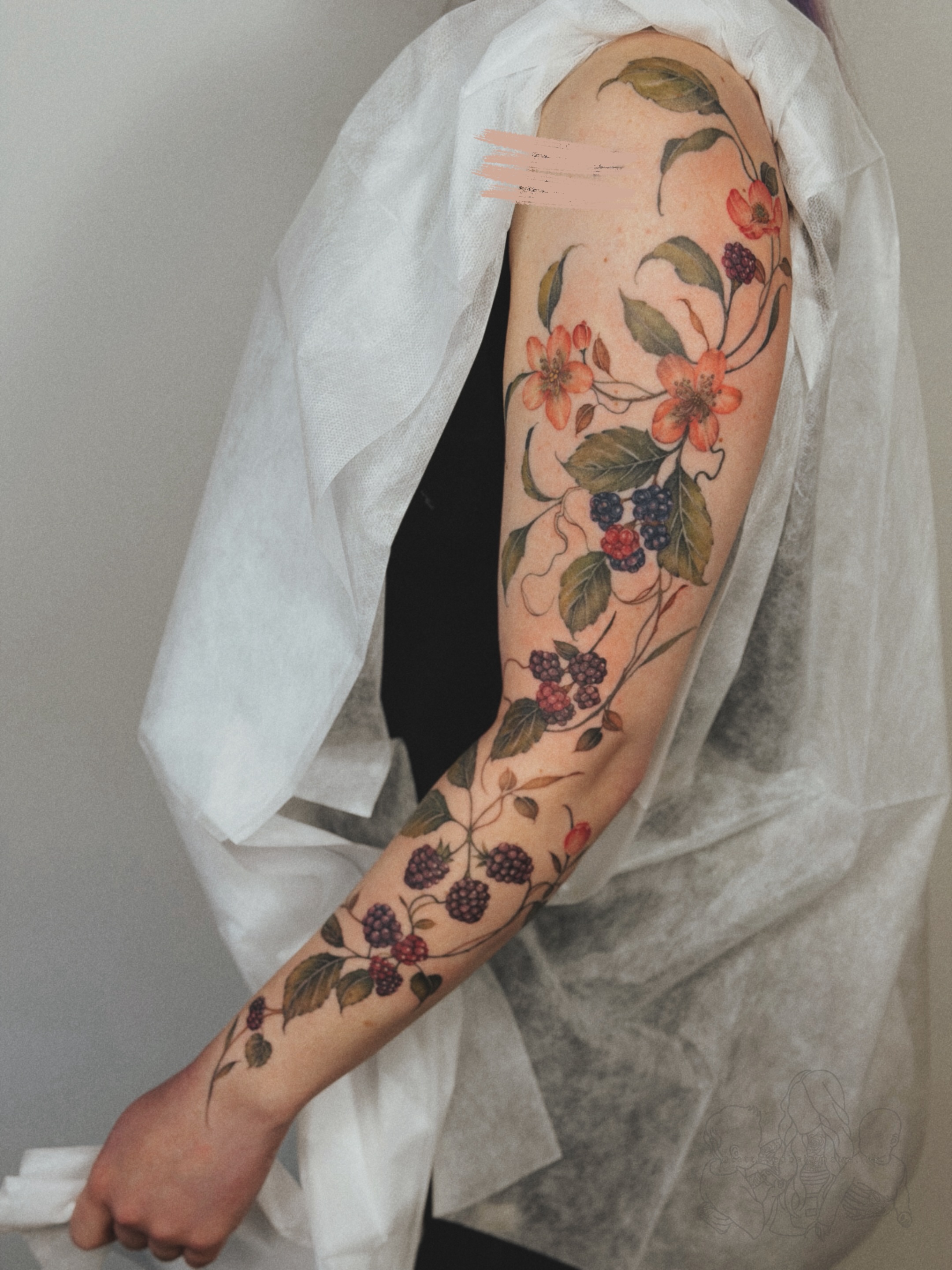 Berry vine new school tattoo on the forearm by Andrea Evangelista