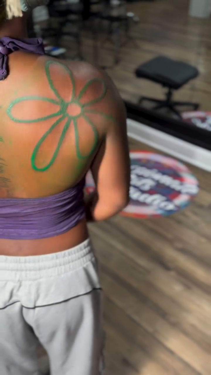 Flower tattoo on back tattoo on the back by Charlotte Tattoo Artist💉