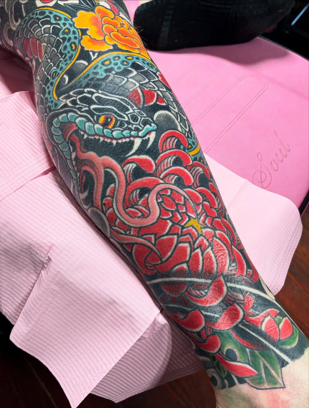 Tattoo by @stevencampbelltattoo — japanese_irezumi, blackwork