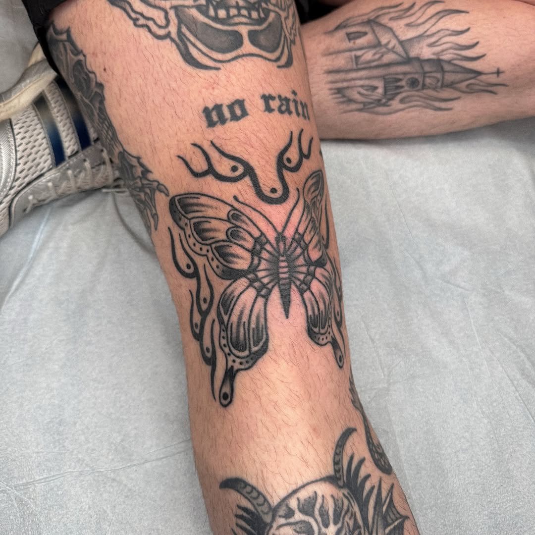 Tattoo by @baby__ugly — black_and_grey