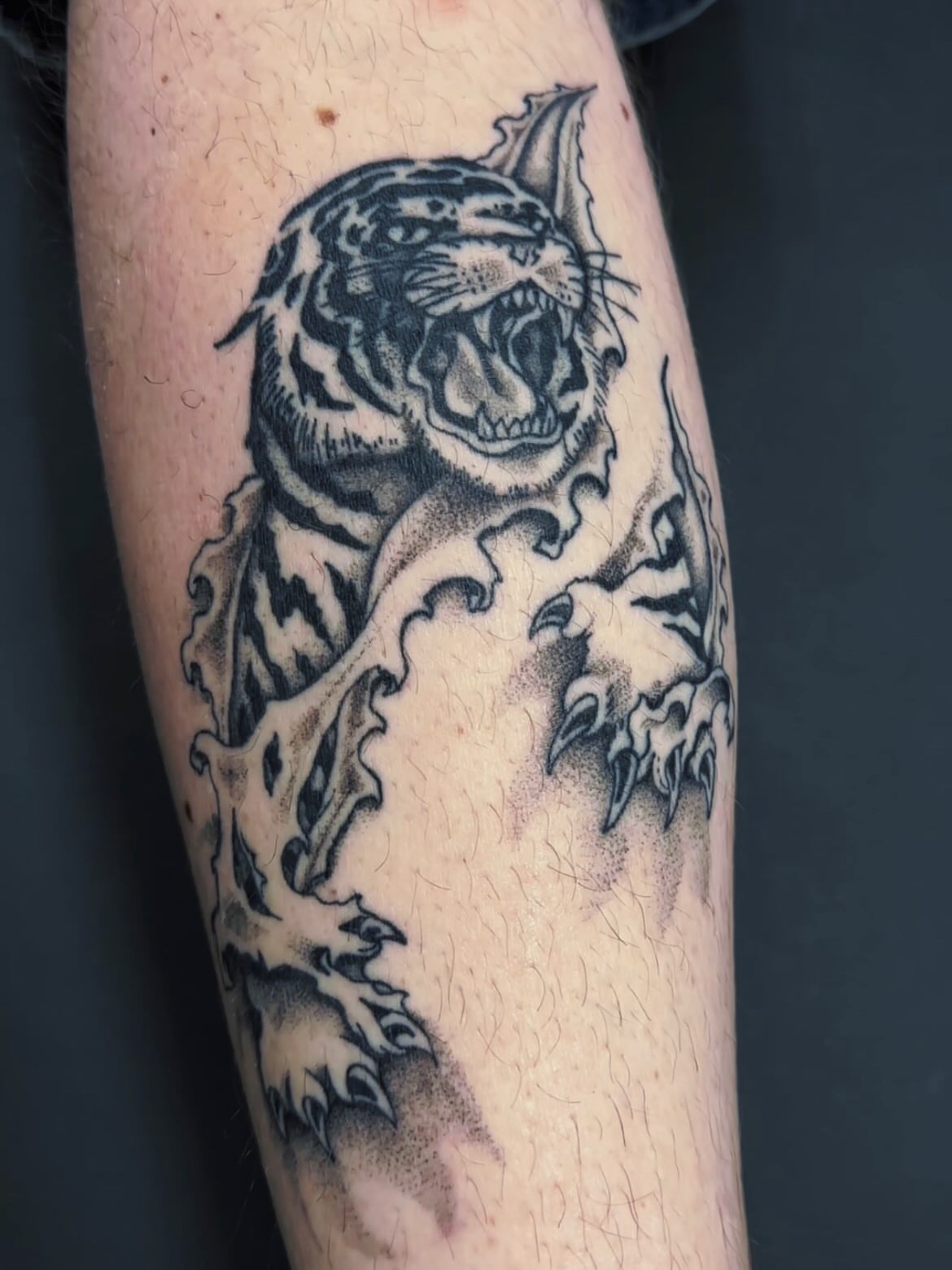 Tattoo by @tennessee_tuck — black_and_grey