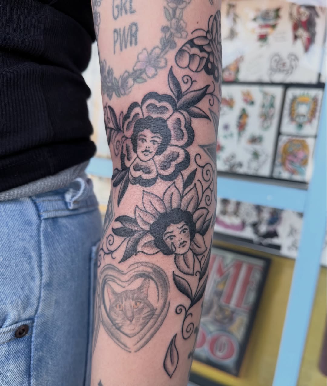 Tattoo by 𝕾𝖆𝖒𝖆𝖓𝖙𝖍𝖆 𝕴𝖓𝖊𝖟, San Diego, CA