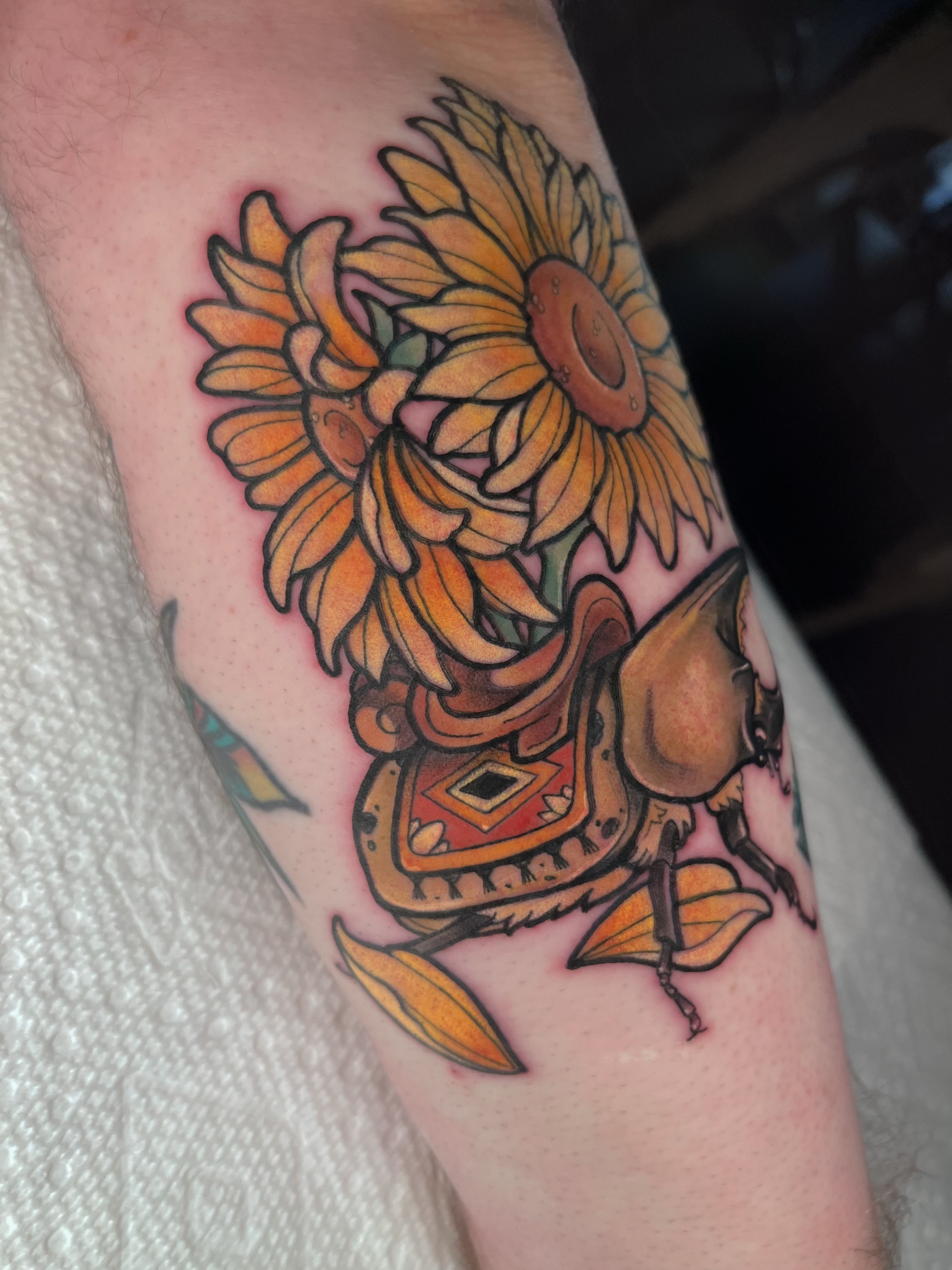 Tattoo by @beccalynntattoo — american_traditional, dotwork
