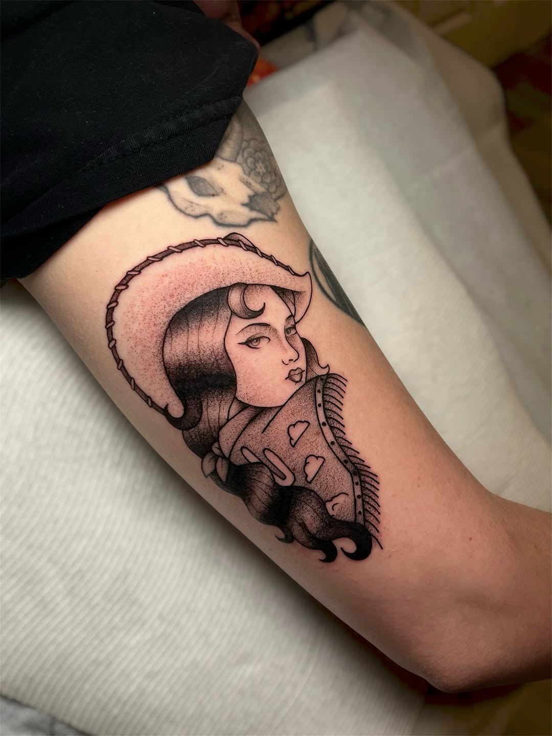 Tattoo by @msbeetattoos β american_traditional, black_and_grey