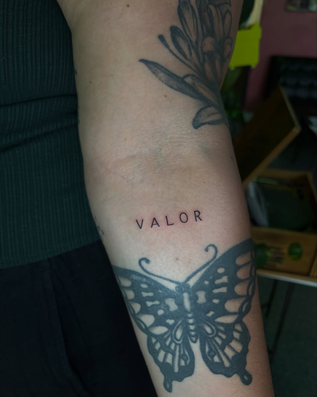 Tattoo by @done_by_dani222 — lettering_script, black_and_grey