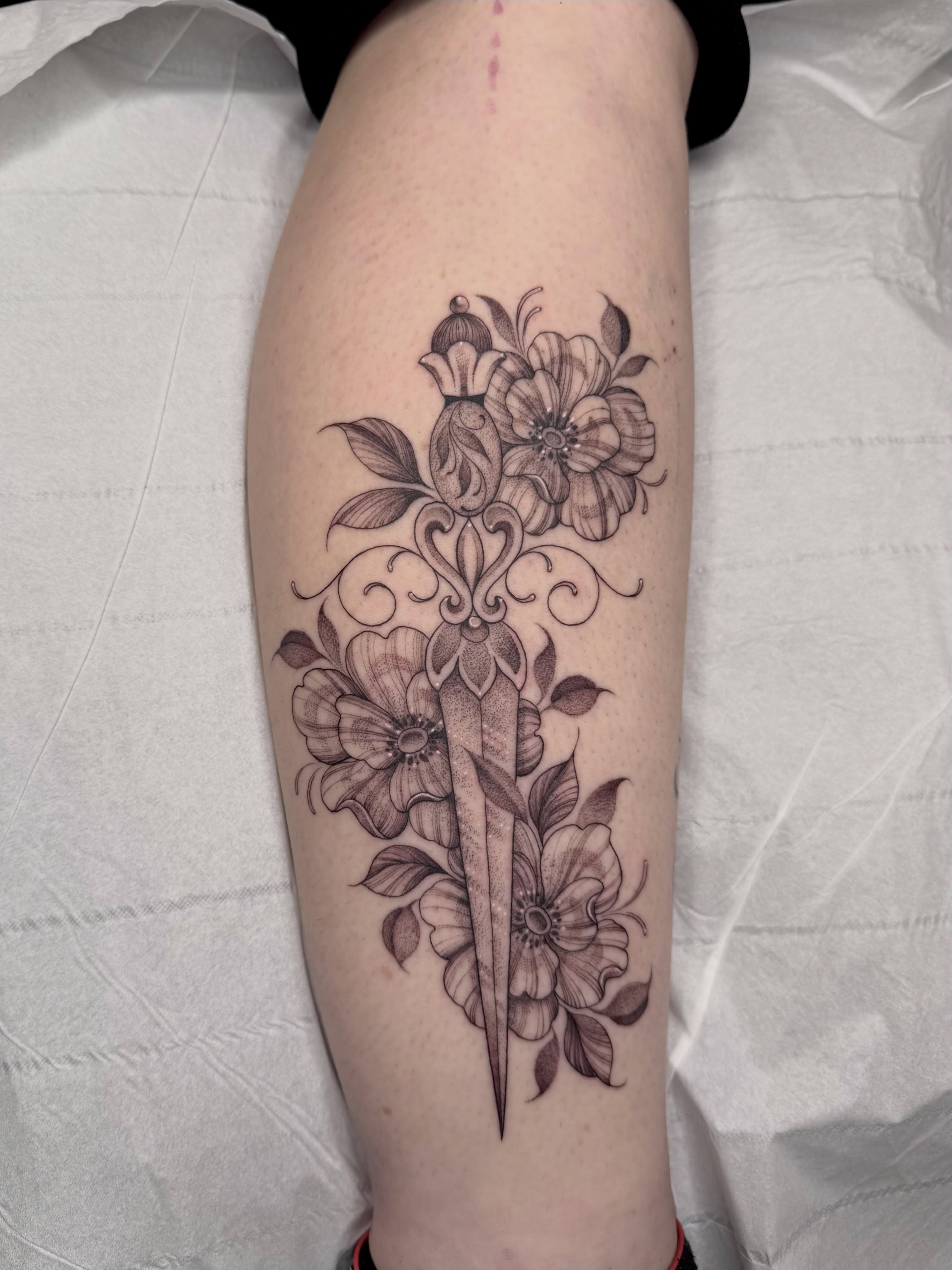 Tattoo by @emmaloutattooxx — black_and_grey, ornamental