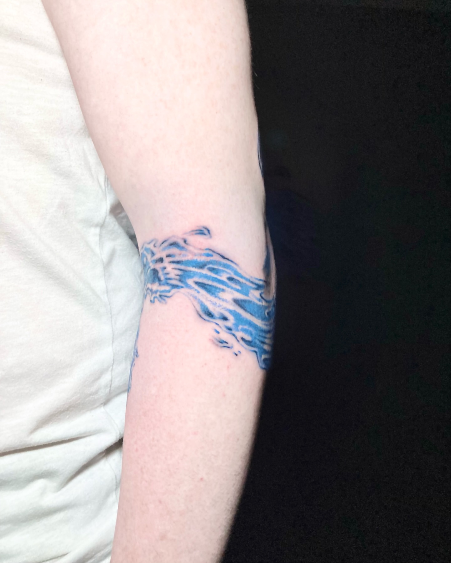 Tattoo by @moom_tattoo — dotwork
