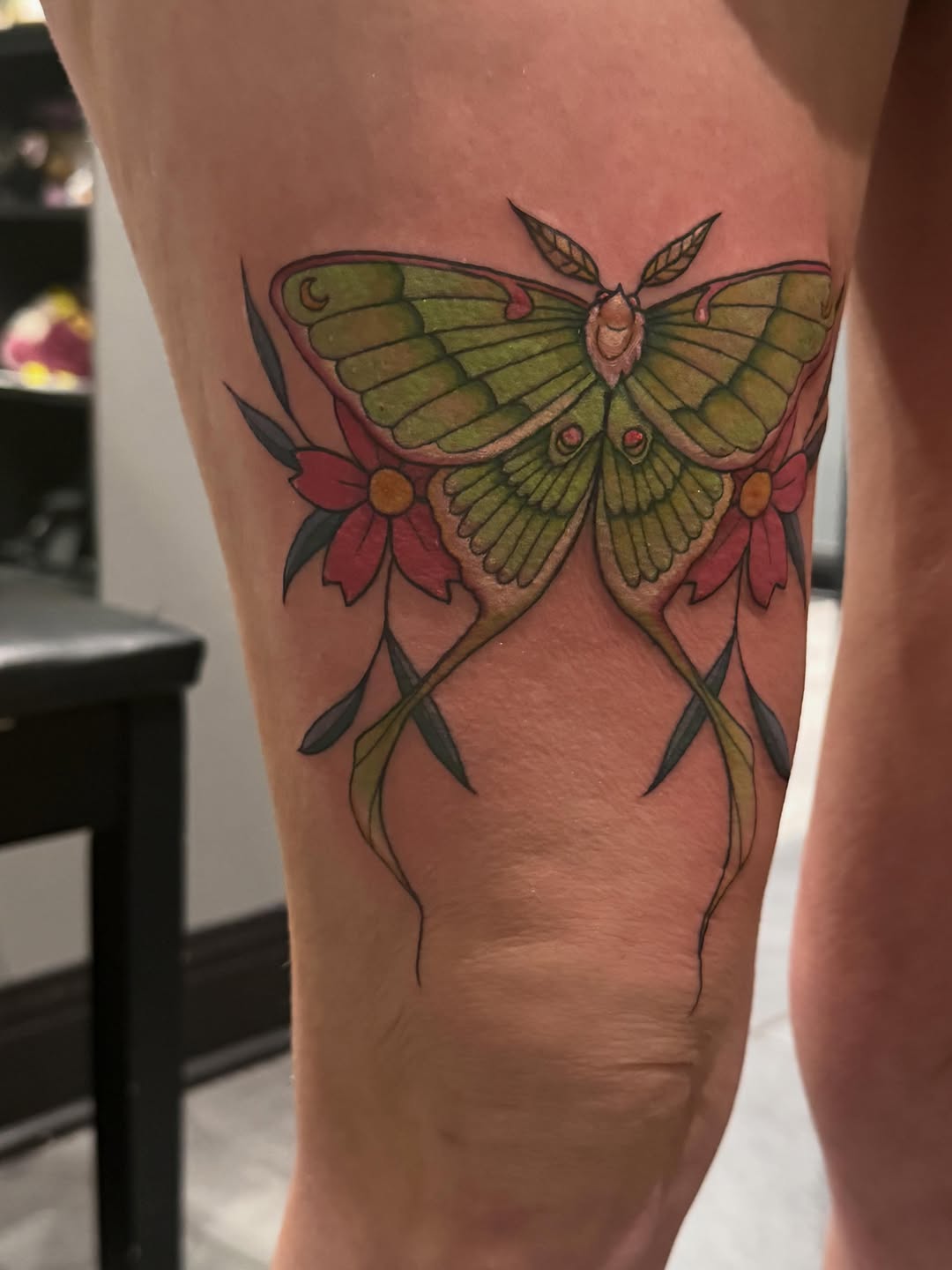 Tattoo by @blackhartdesigns — neo_traditional, realism