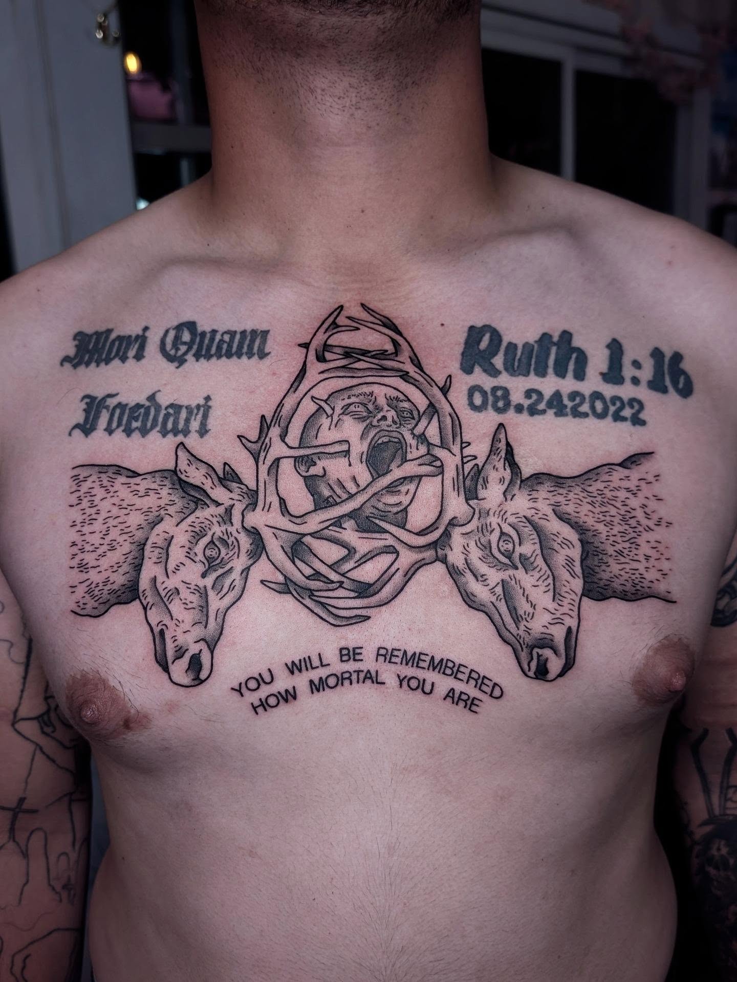 Skull and antlers realism tattoo on the chest by ᴇʟɪsᴇ