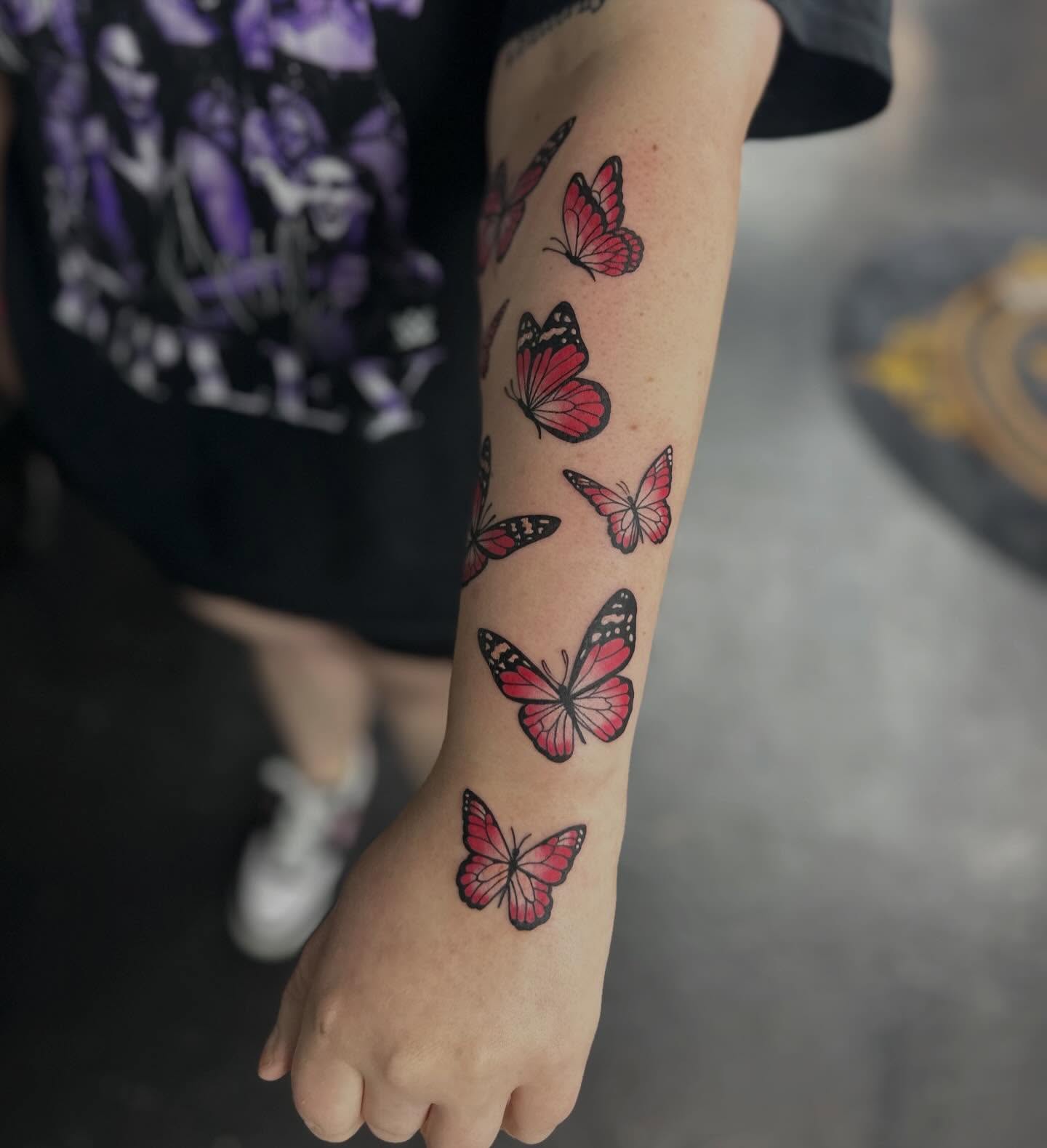 Tattoo by @livv_tattoos — new_school