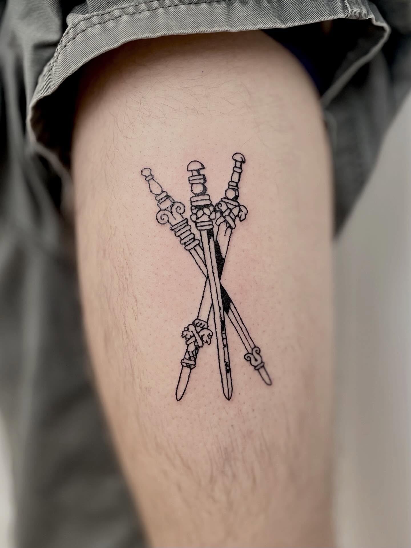 Tattoo by @bartobello — black_and_grey