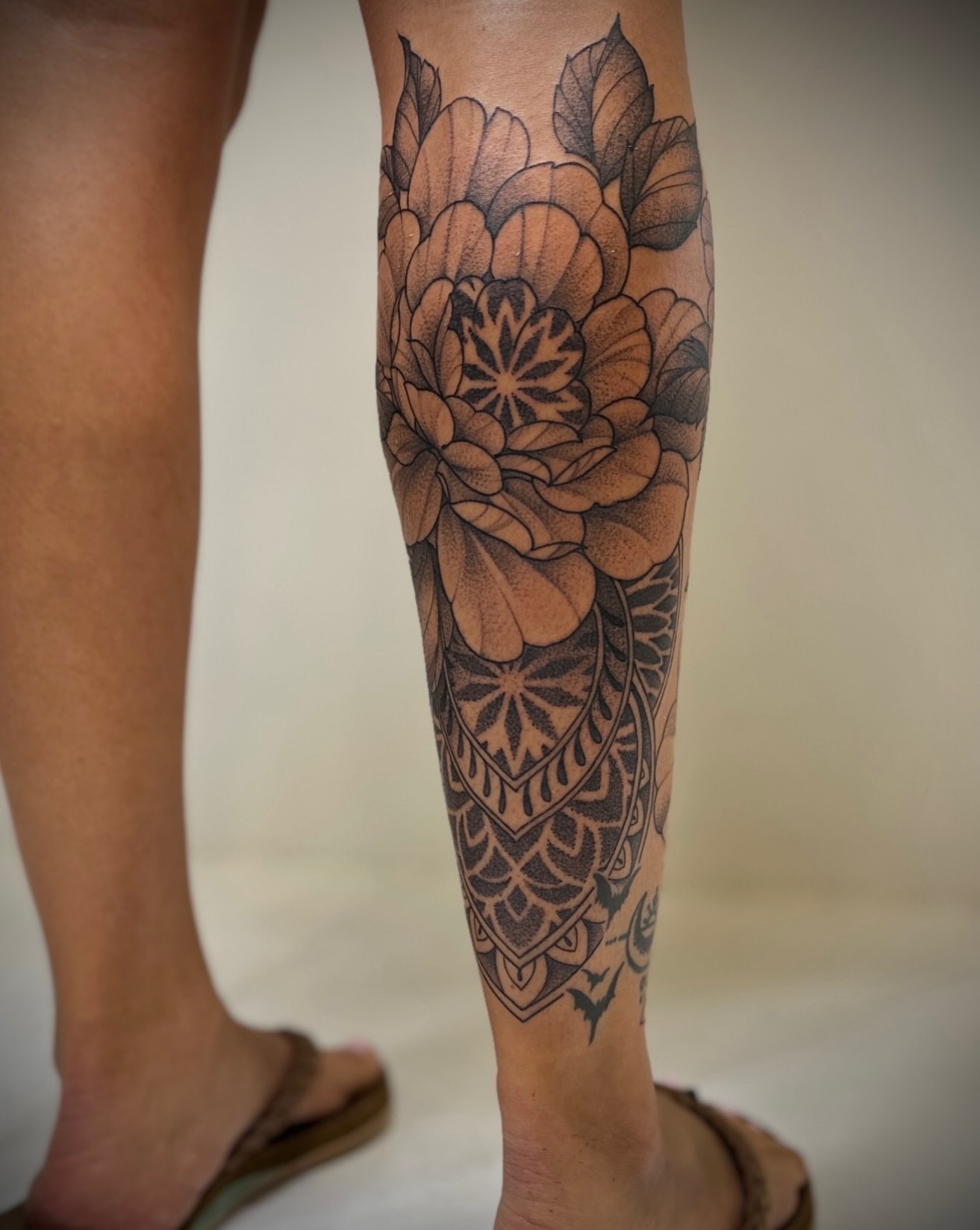 Tattoo by @rikkybobbytattoo — dotwork, geometric