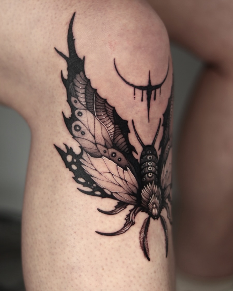 Tattoo by @apso_tattoo — black_and_grey, dark_realism