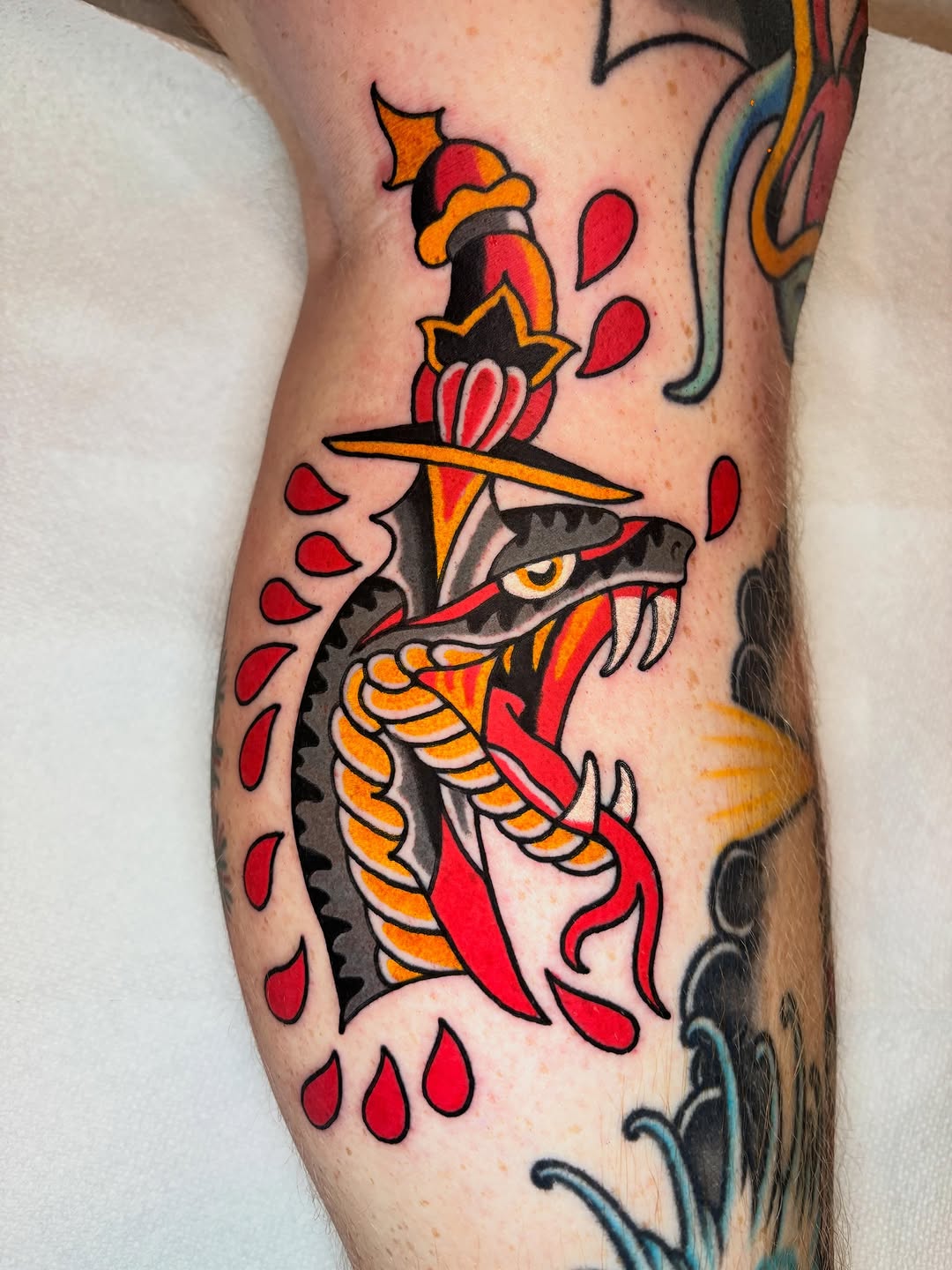 Tattoo by @eric.altonen โ american_traditional