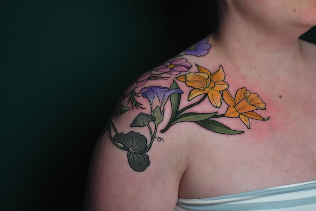 Tattoo by @besimplistic — fine_line, watercolor