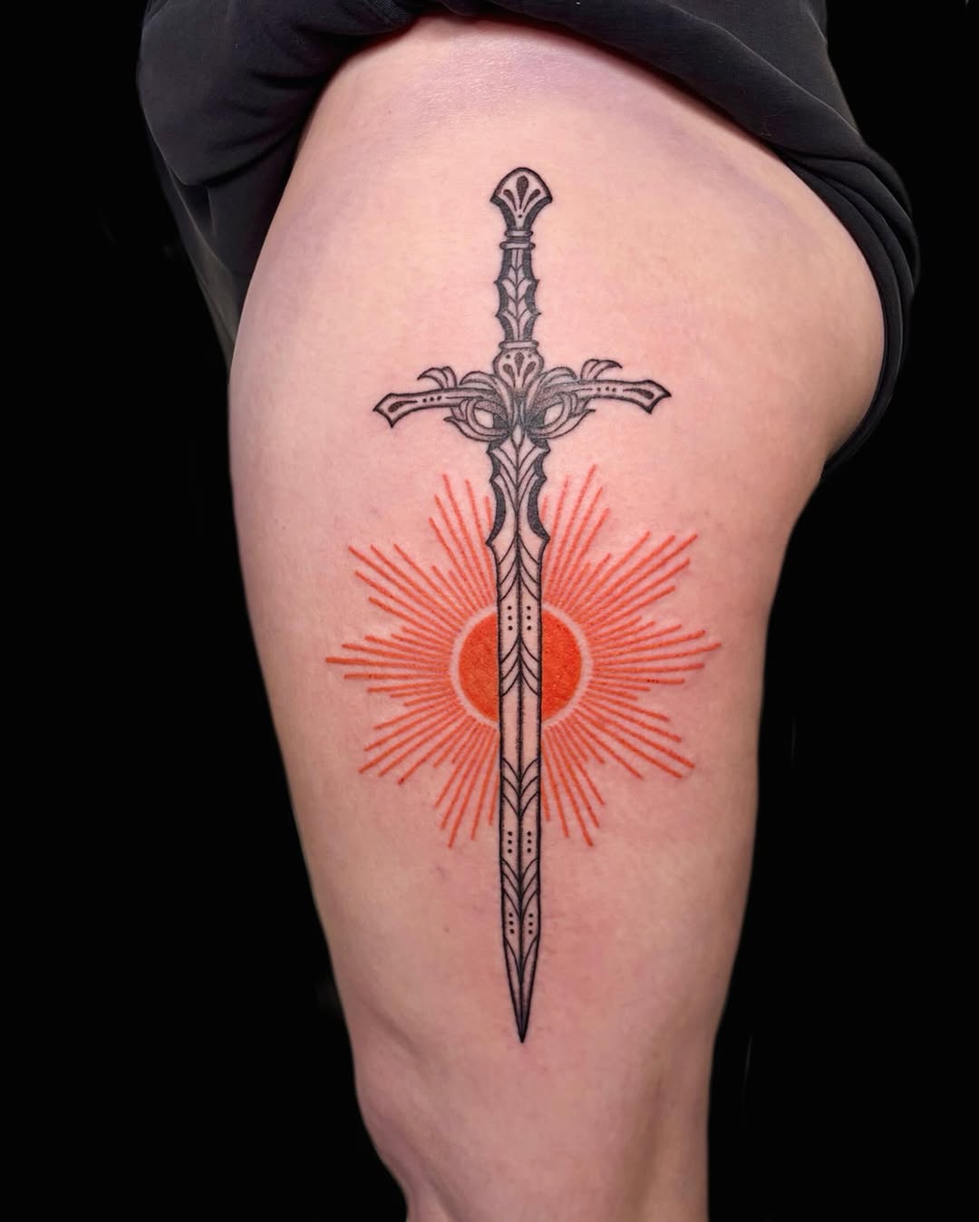 Tattoo by @sunhoundink β fine_line, geometric