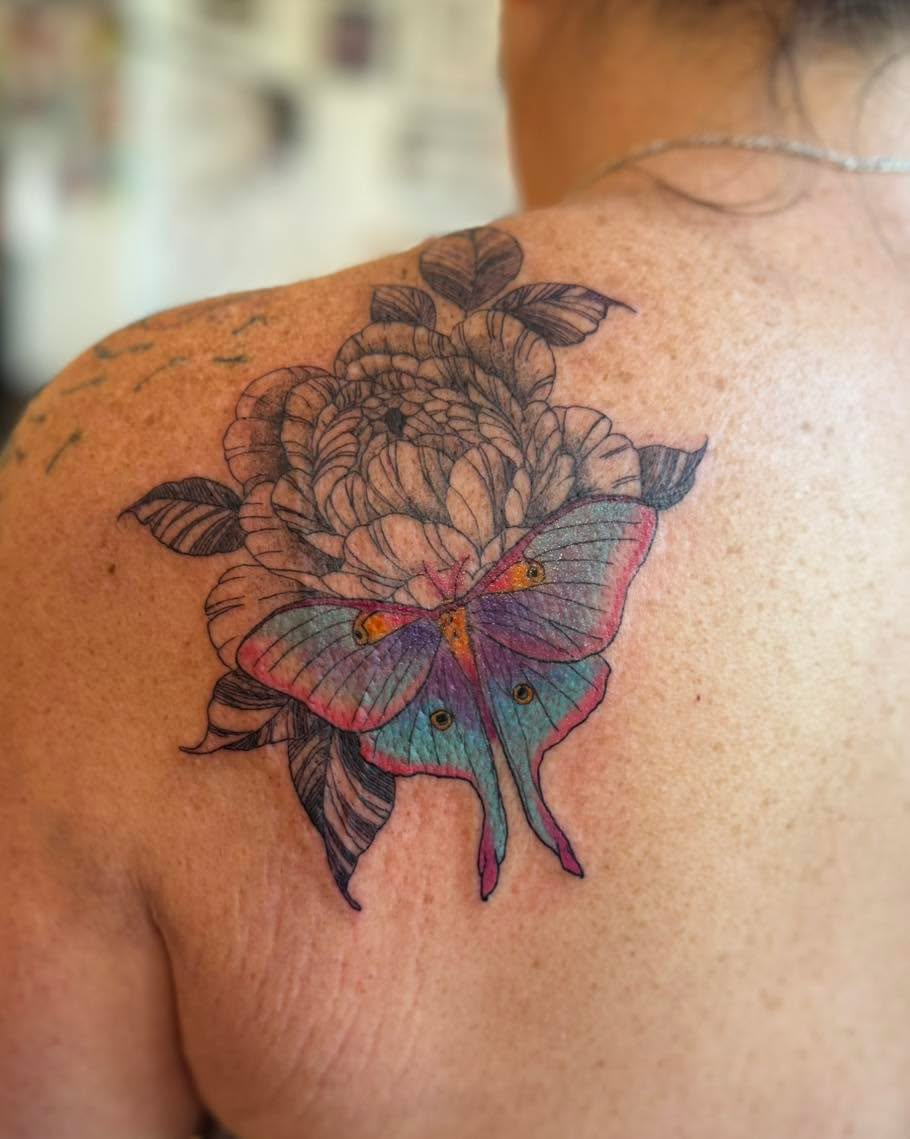 Tattoo by @tinyghosttattoo — fine_line, realism