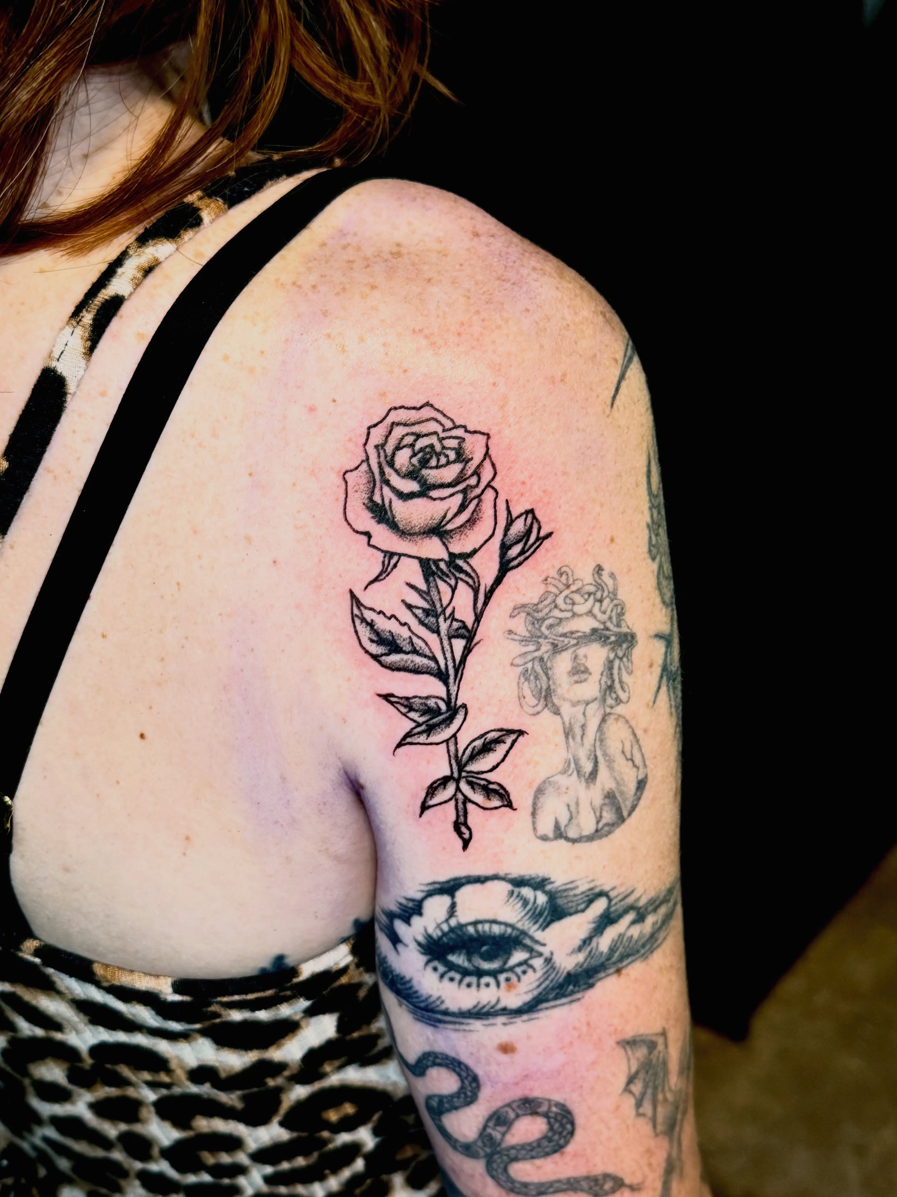 Rose and woman realism tattoo on the shoulder by Noah Vincent Tattoo, Vancouver, Washington