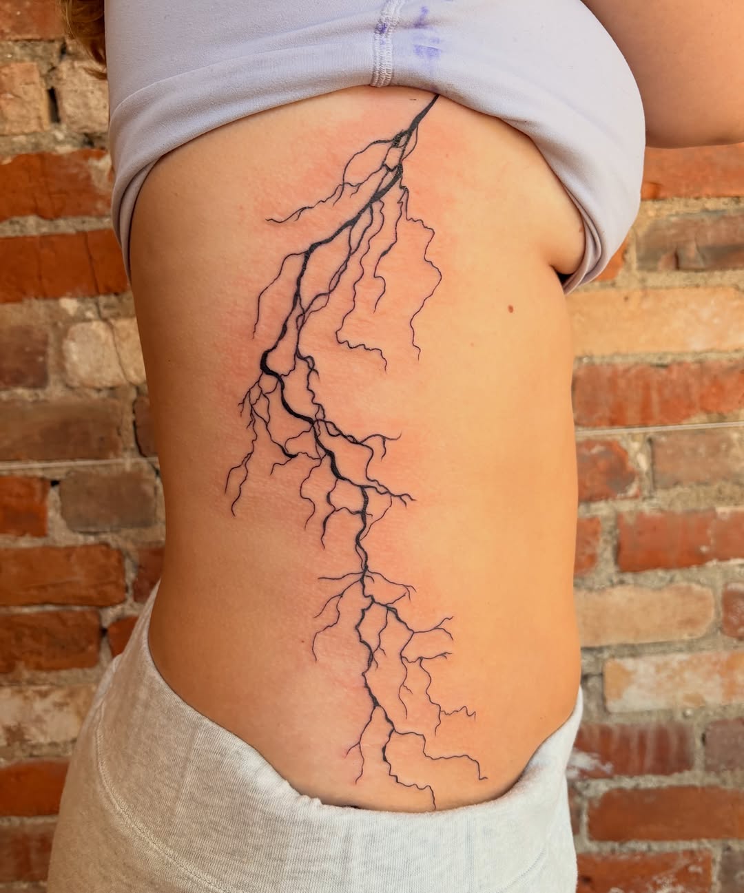 Tattoo by @jenozart — fine_line
