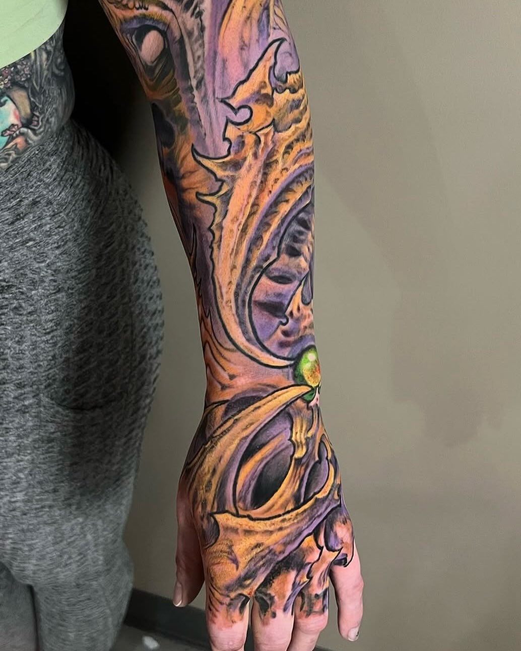 Tattoo by @howietattoos β dark_realism, trash_polka