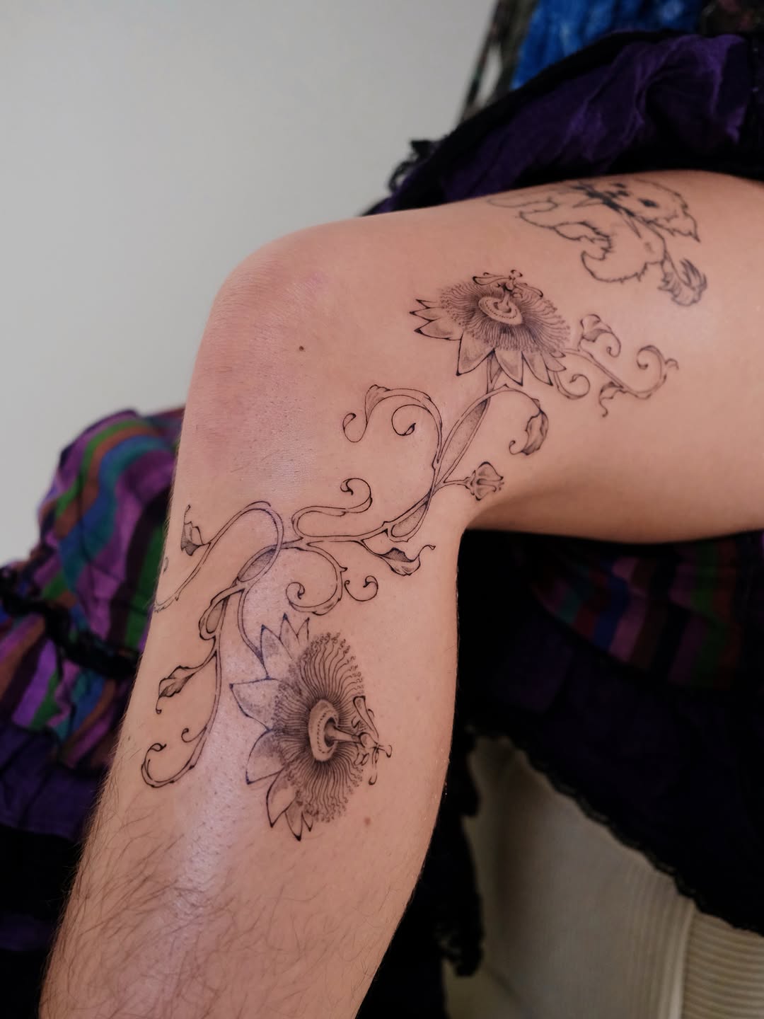 Tattoo by @lunarabbittattoo â fine_line, black_and_grey
