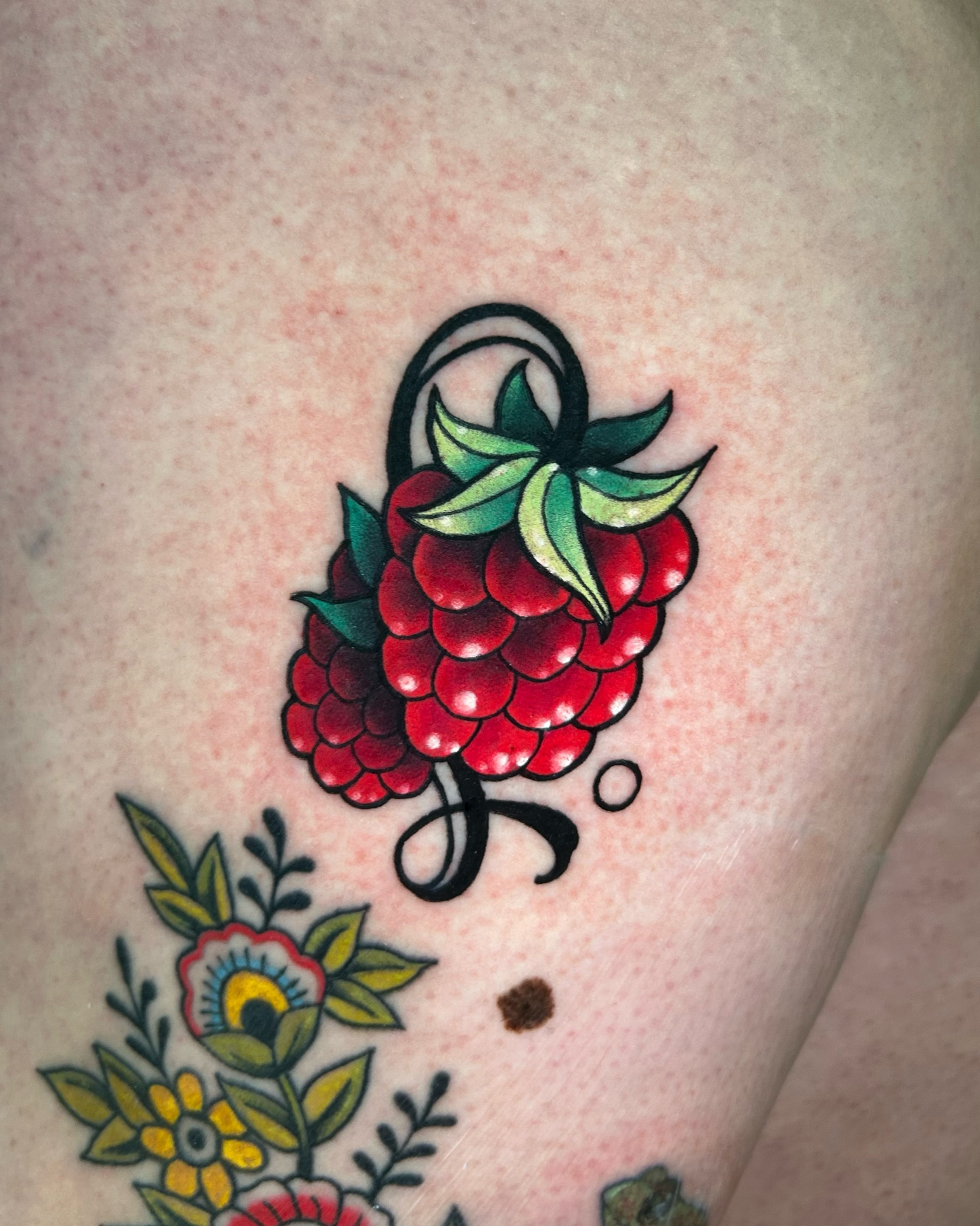 Tattoo by @oddzephyr — american_traditional