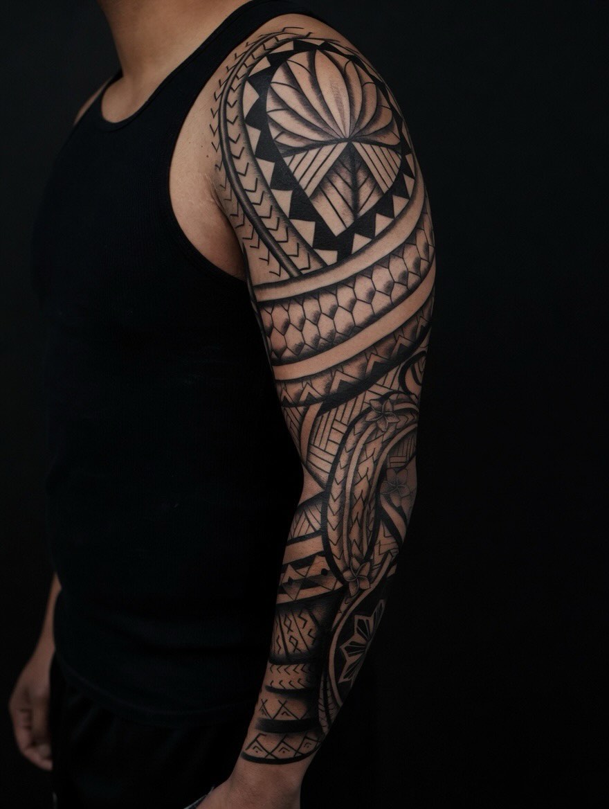 Tattoo by @rickysbangerink โ tribal, black_and_grey
