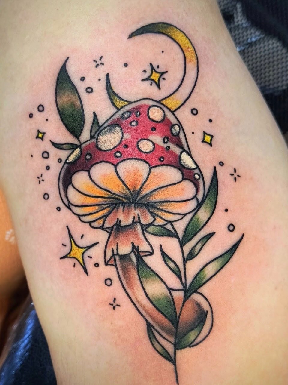 Tattoo by @reidiculous_tattoos — american_traditional, dotwork