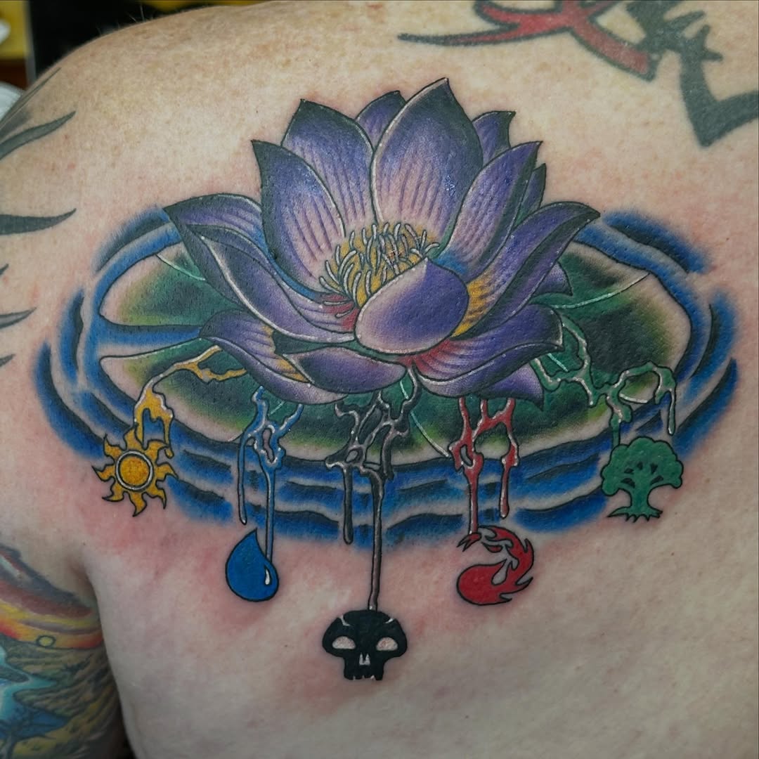 Tattoo by @sailorsushi_ — neo_traditional, realism