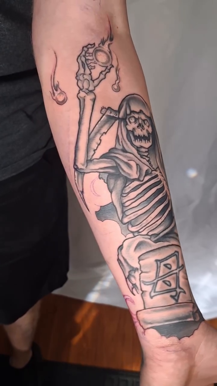 Tattoo by @snakemincey — black_and_grey, realism