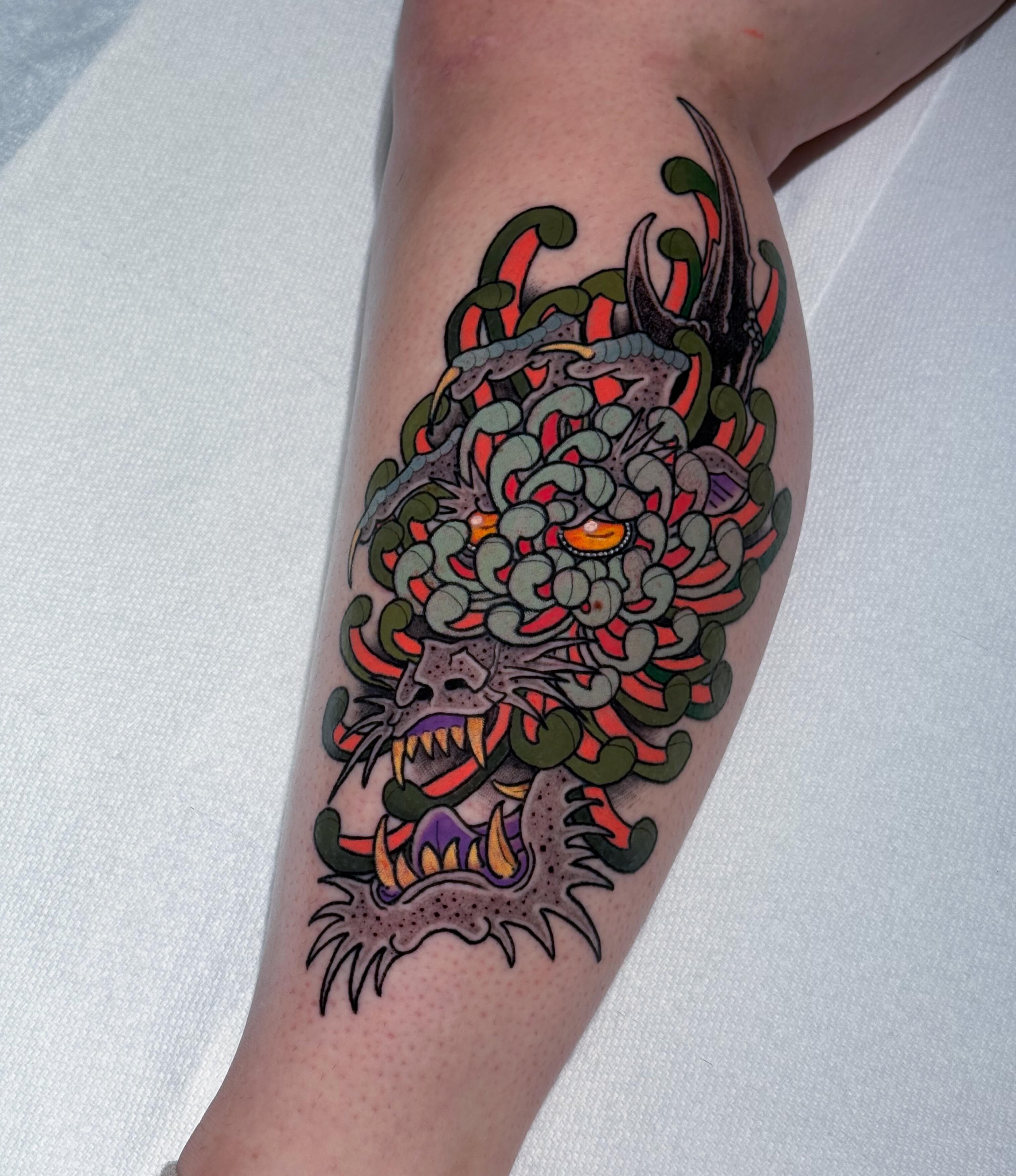 Tattoo by @theredcrownmagic — japanese_irezumi