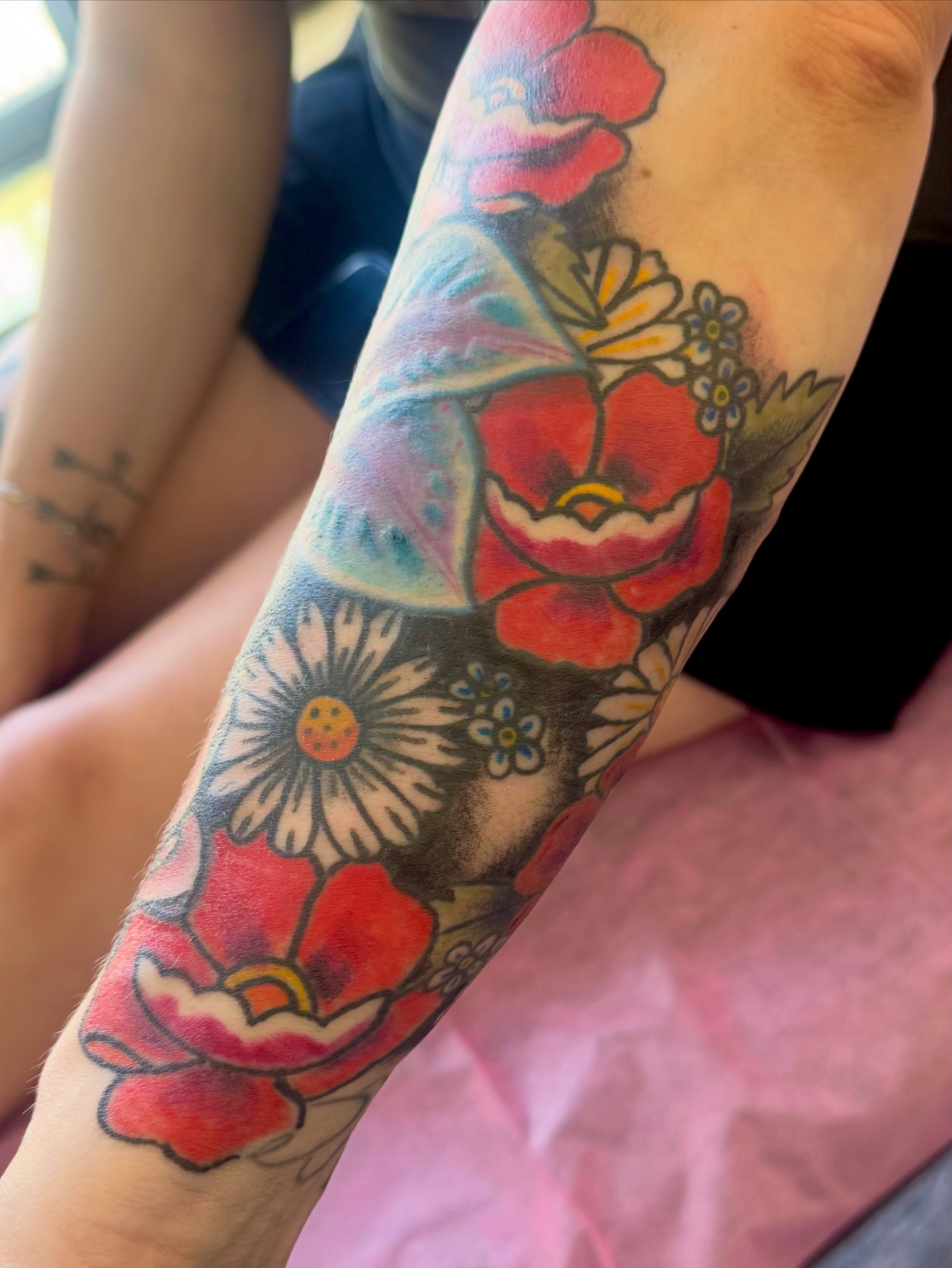 Tattoo by @ericamirellatat2 — american_traditional, dotwork