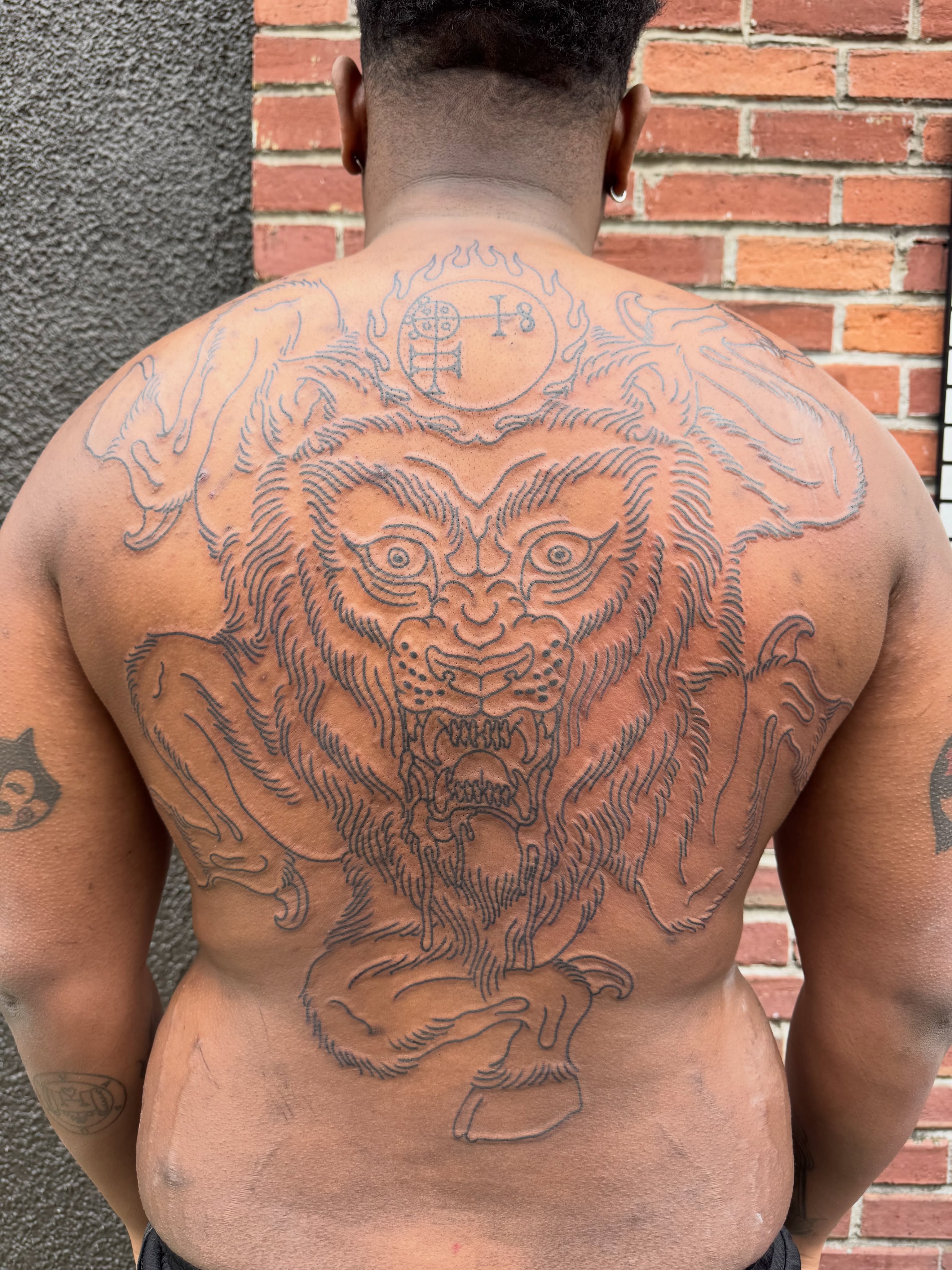 Tattoo by @thepinkmanther — black_and_grey