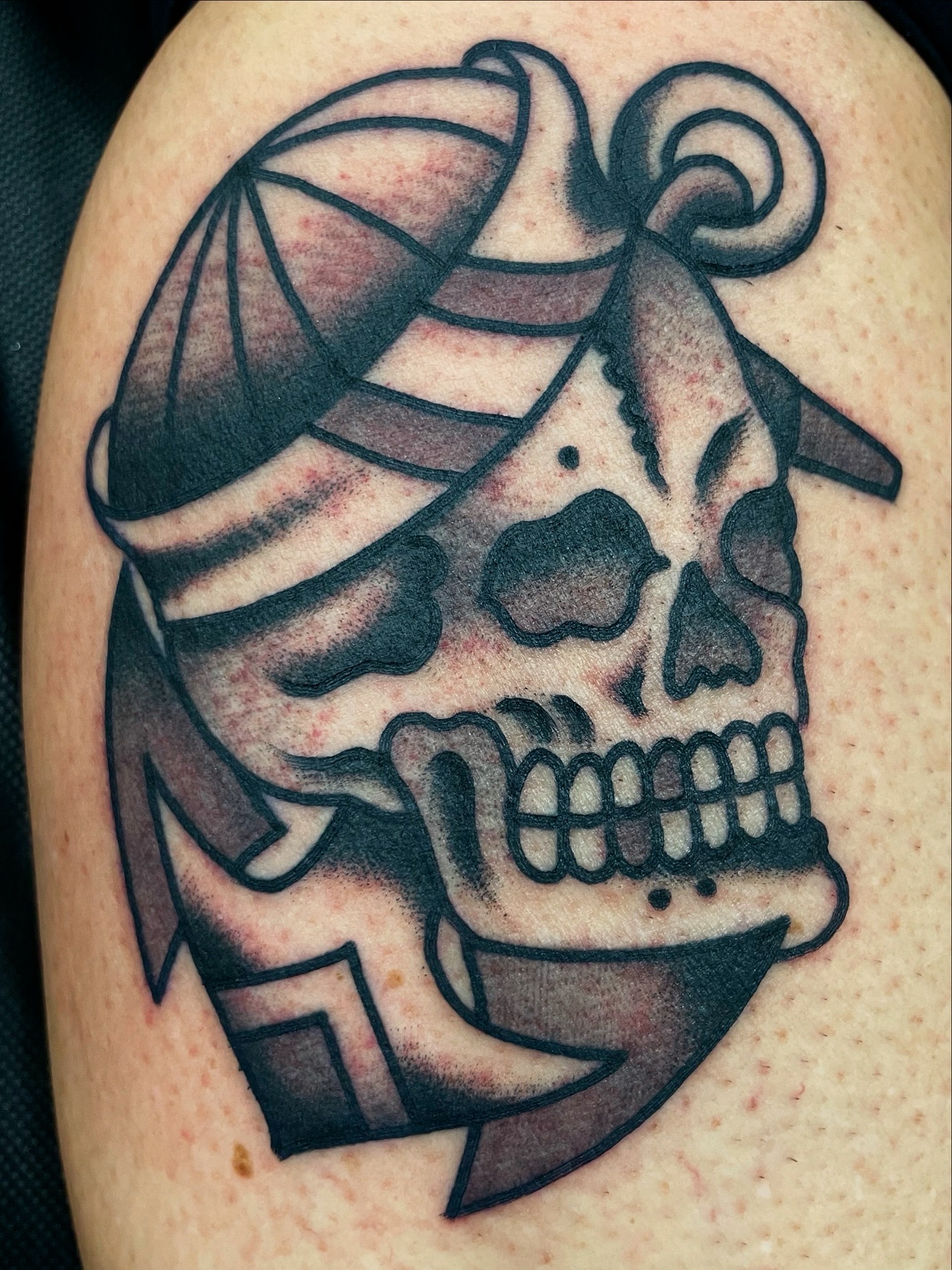 Tattoo by @mattnelsontattoos — black_and_grey