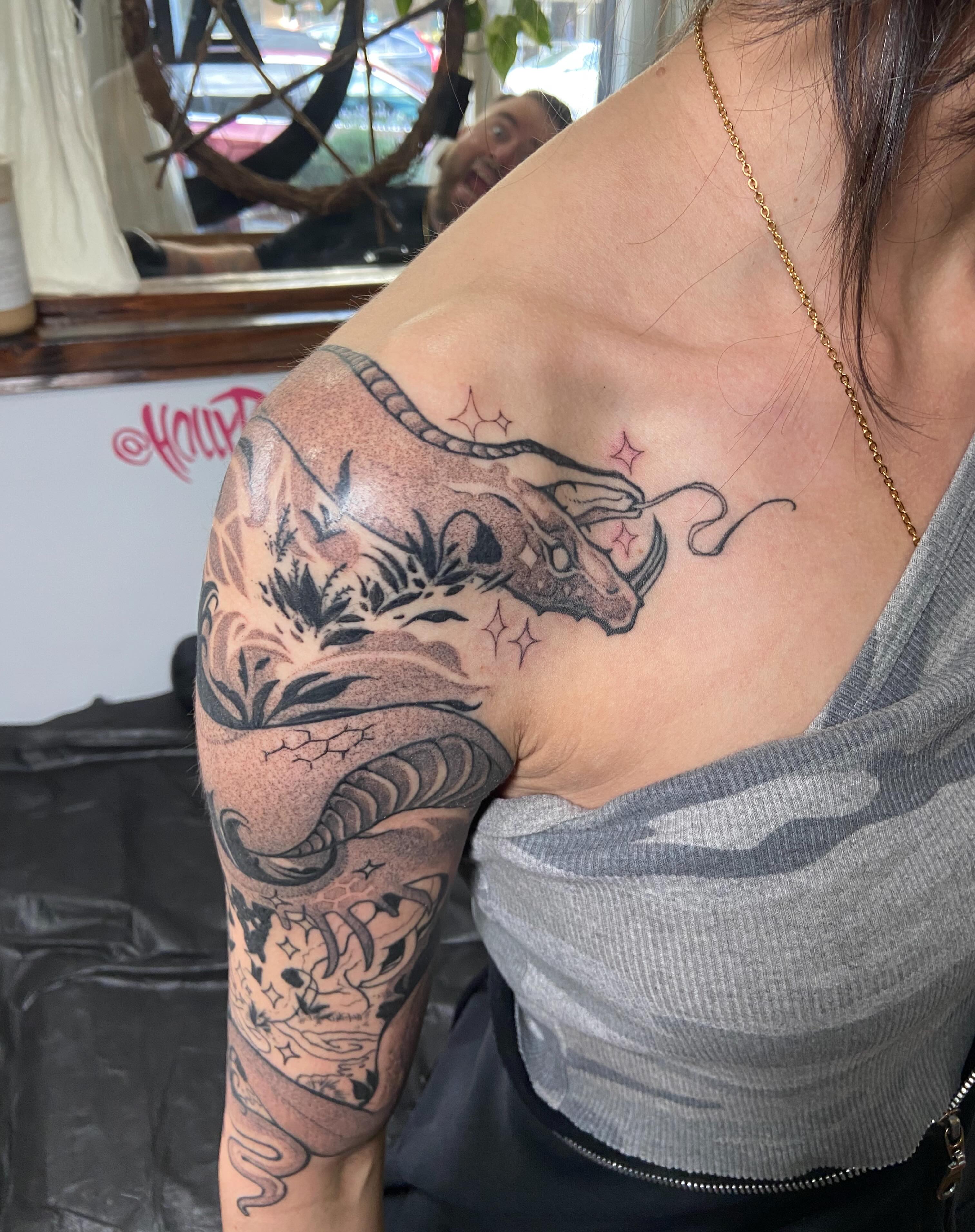 Tattoo by @hollyredwinter — black_and_grey