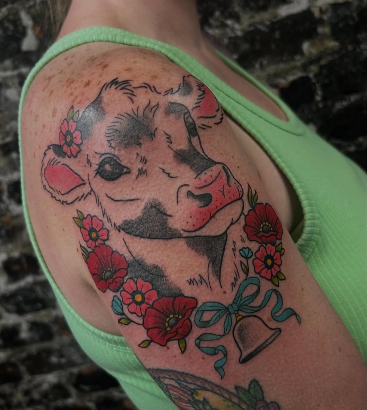 Tattoo by @kikicantdraw โ american_traditional, realism