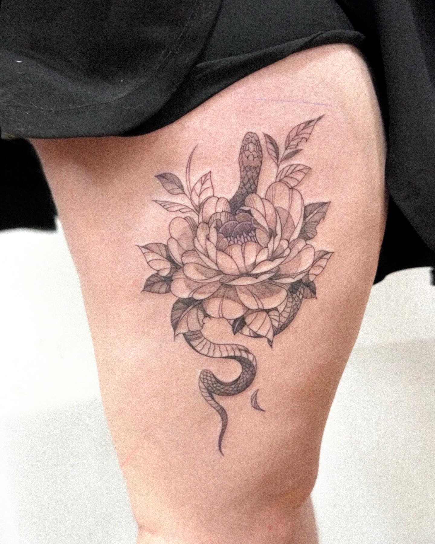 Tattoo by @meongtatt — black_and_grey