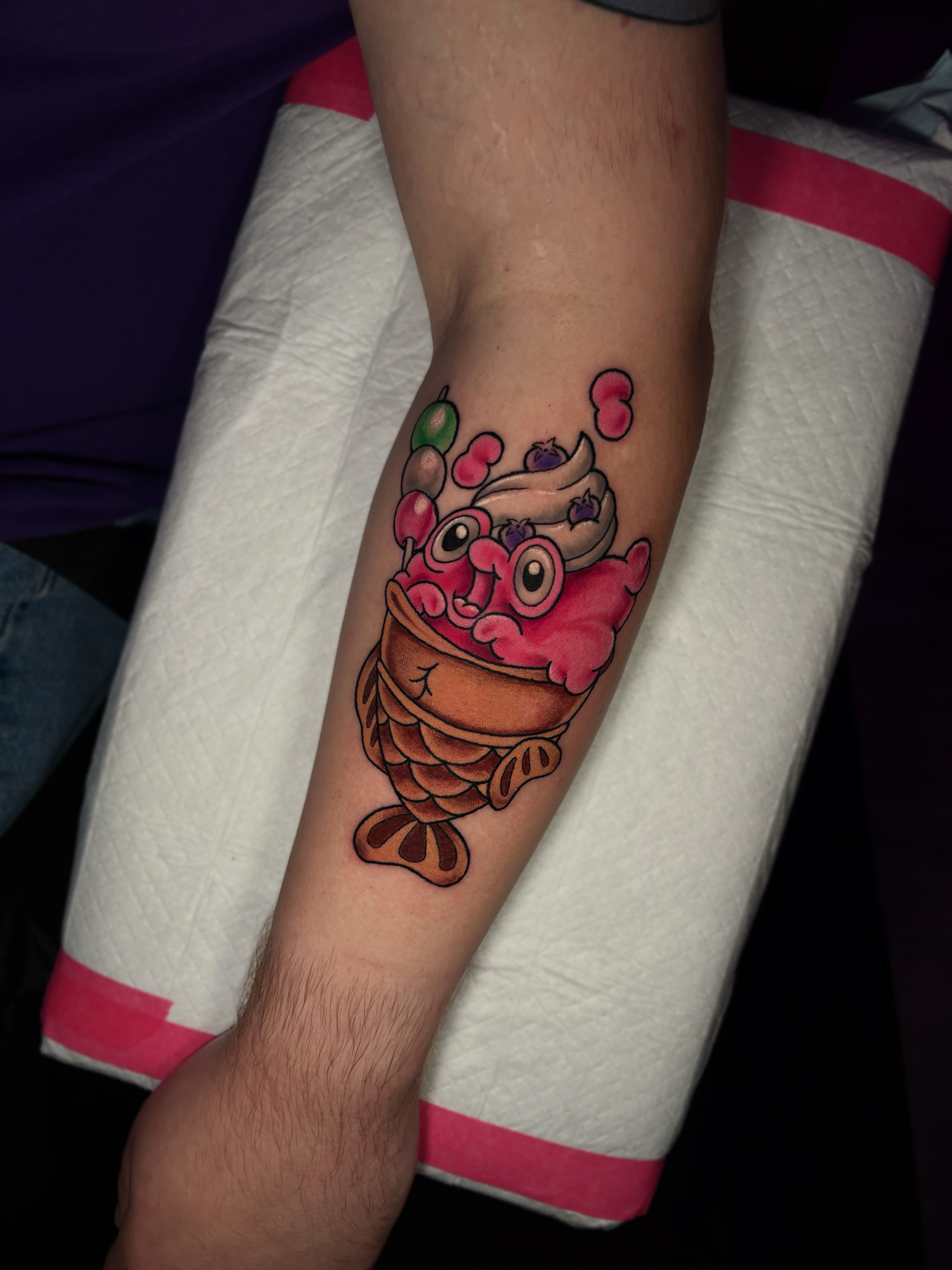 Tattoo by @thetattooedbunny — new_school
