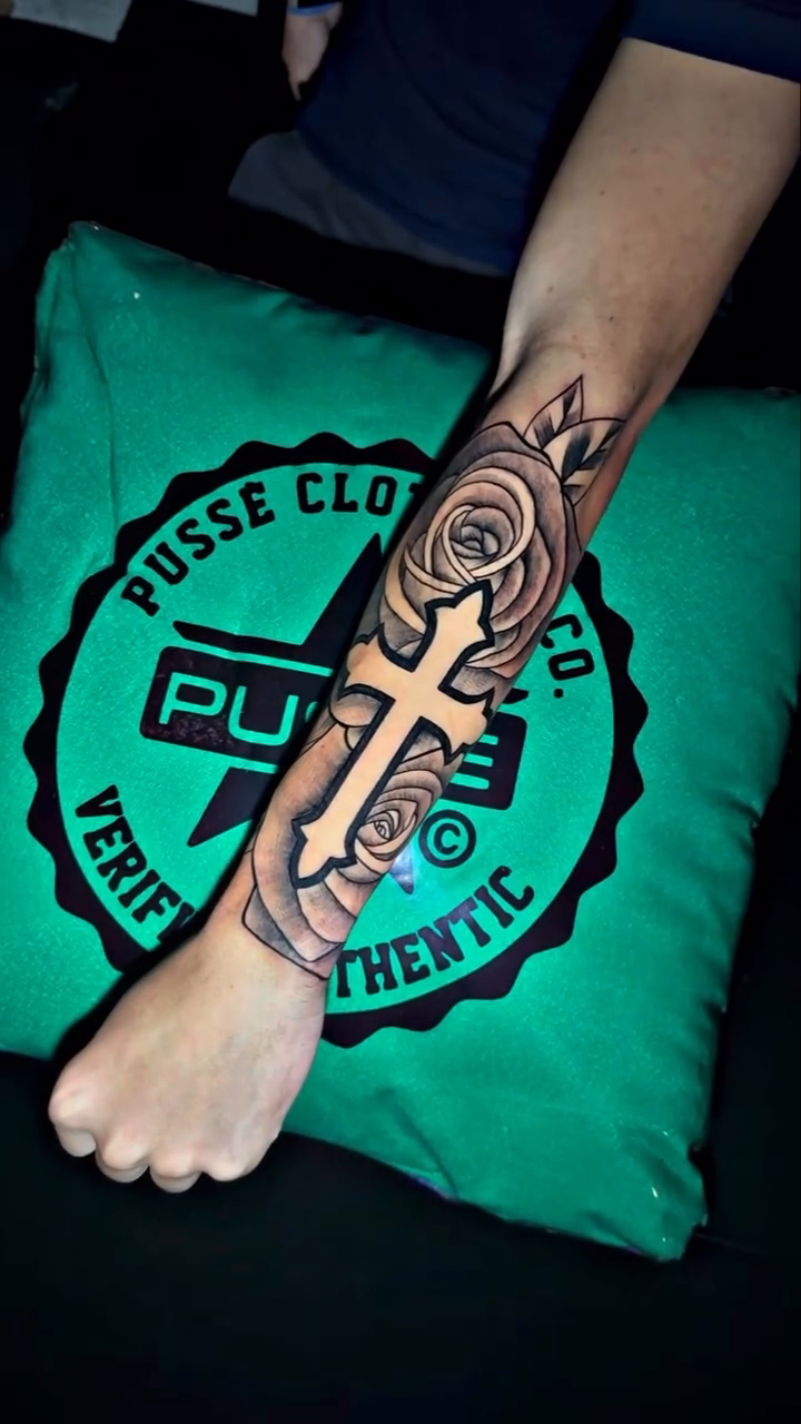 Tattoo by @inkfromtyyland — black_and_grey, realism