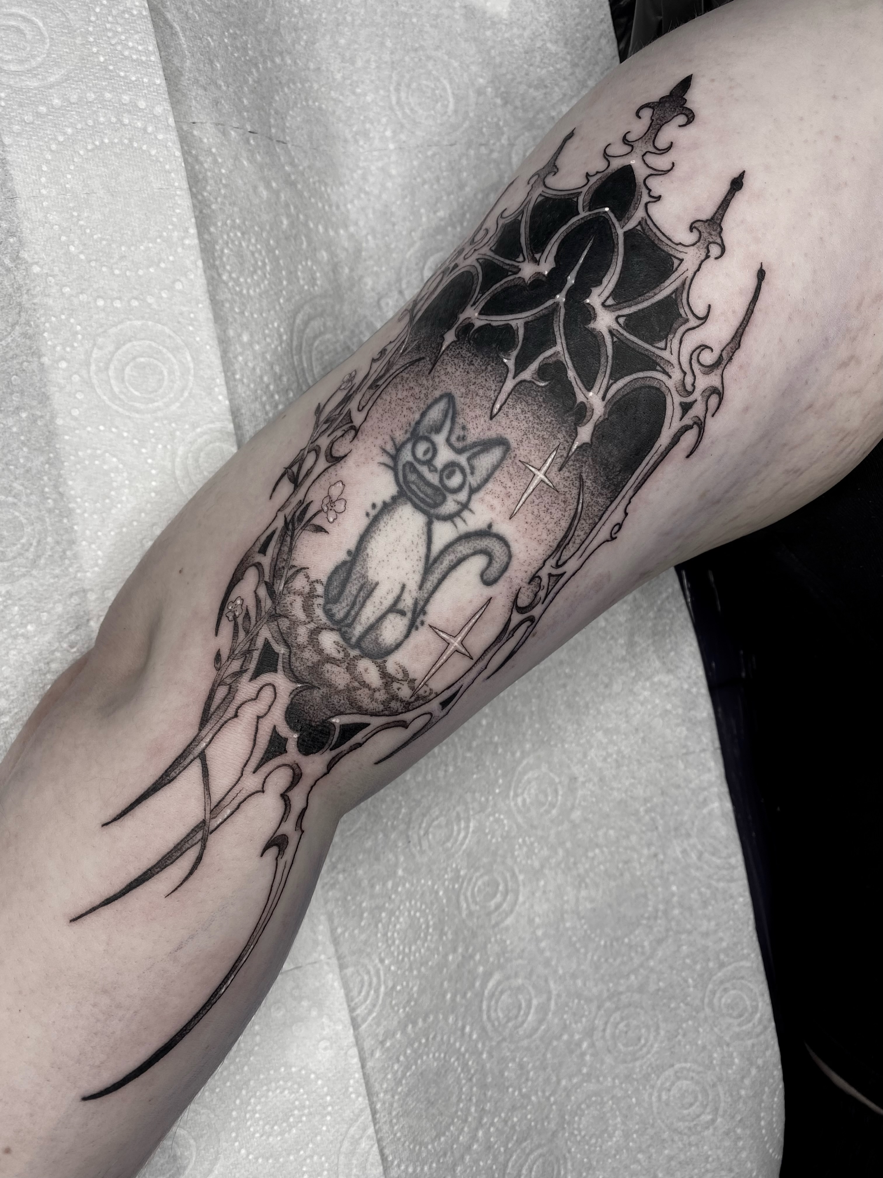 Tattoo by @annaxinks — black_and_grey