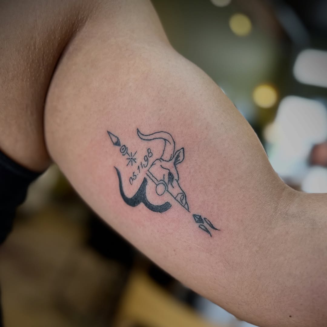 Tattoo by @whosmadelineseeley — fine_line