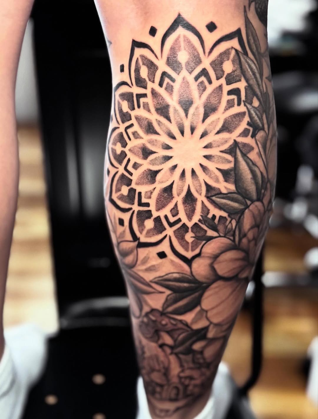 Tattoo by @eldadthegr8 โ geometric, black_and_grey