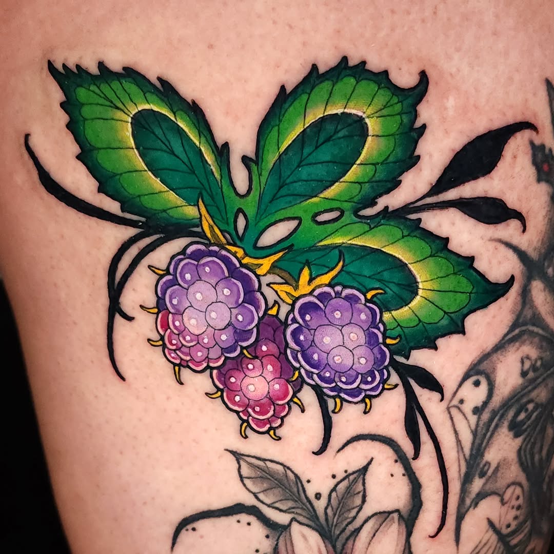 Tattoo by @inkeyestattoo — neo_traditional